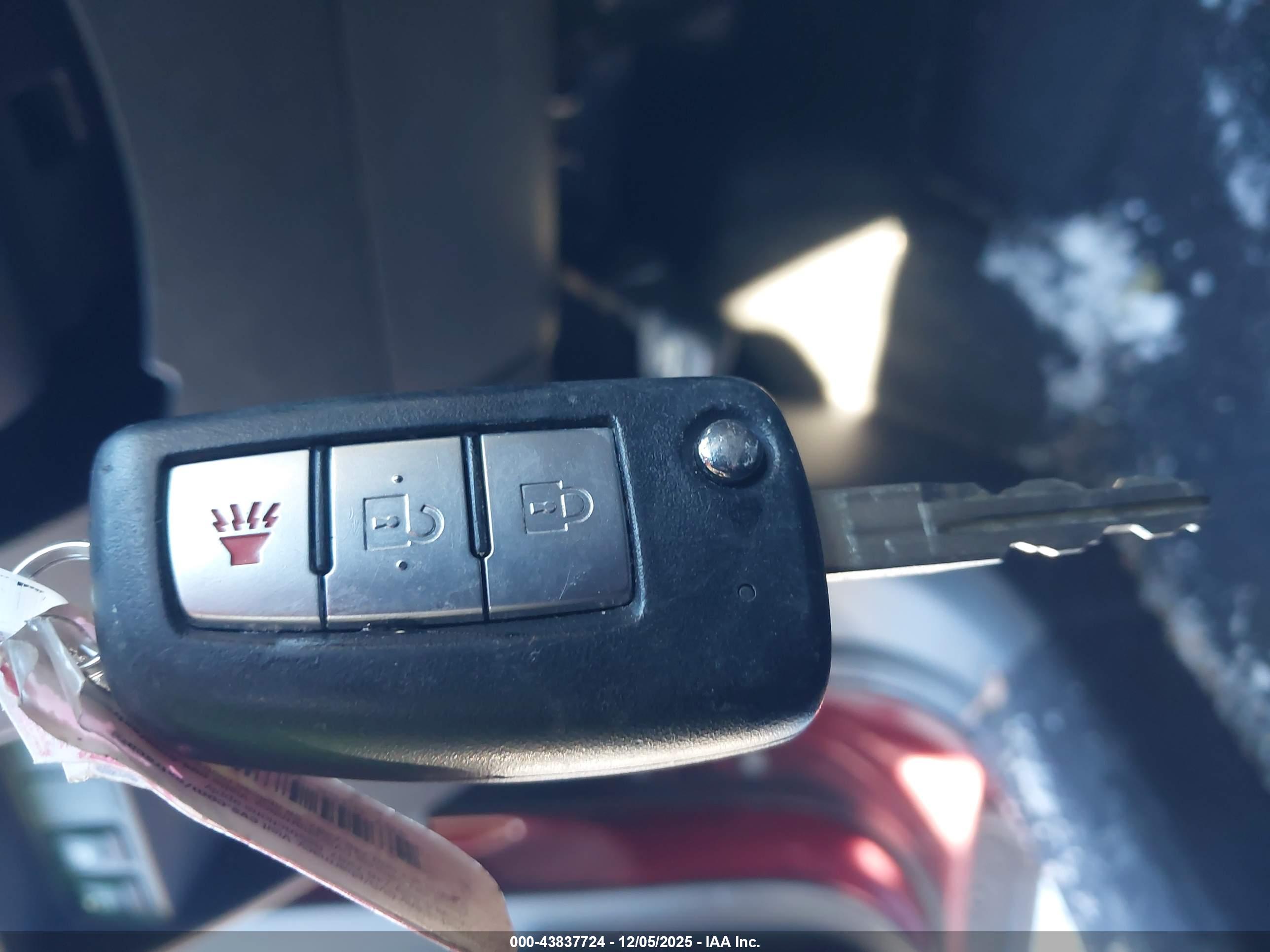 NISSAN ROGUE image 11
