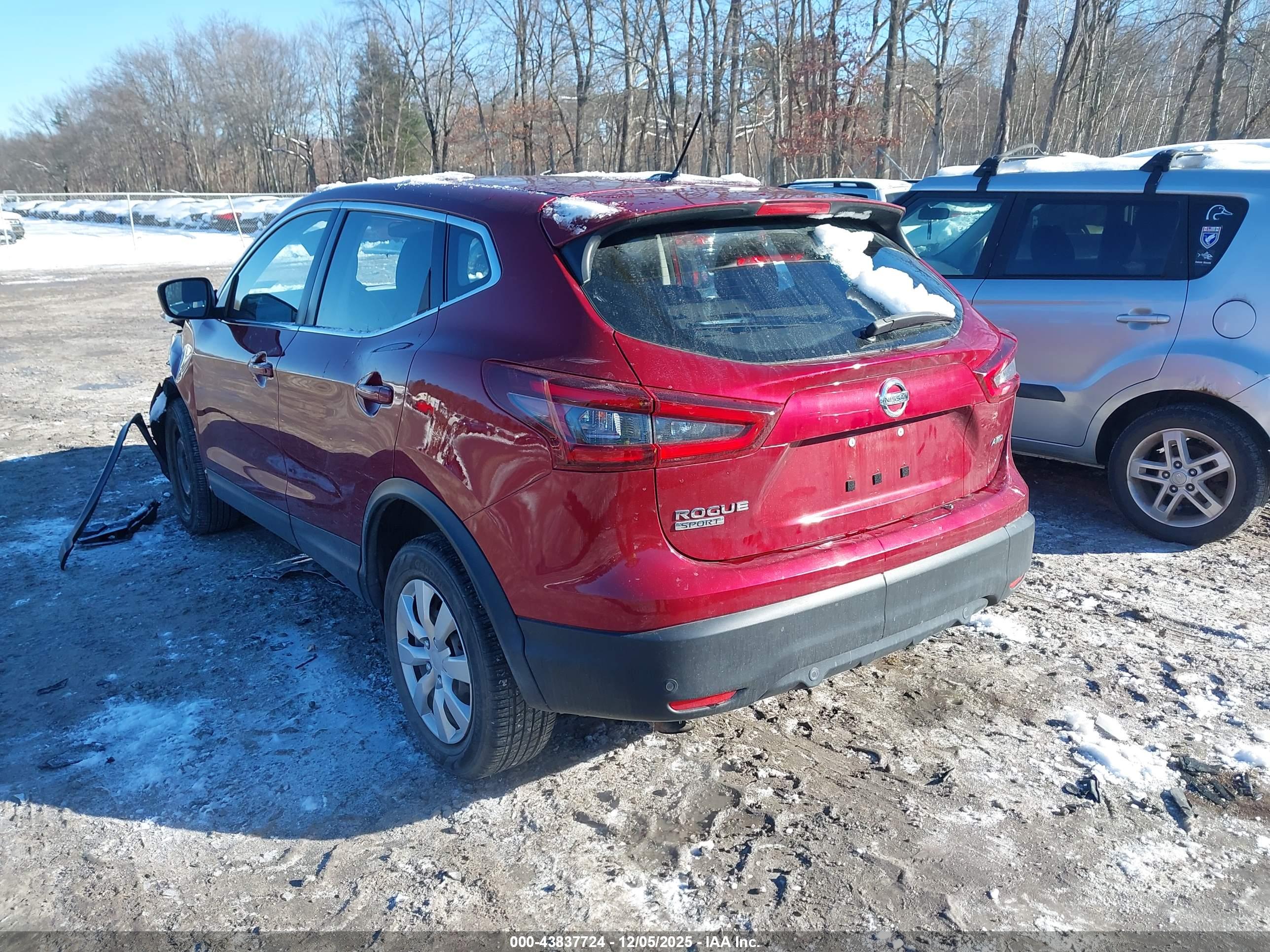 NISSAN ROGUE image 3