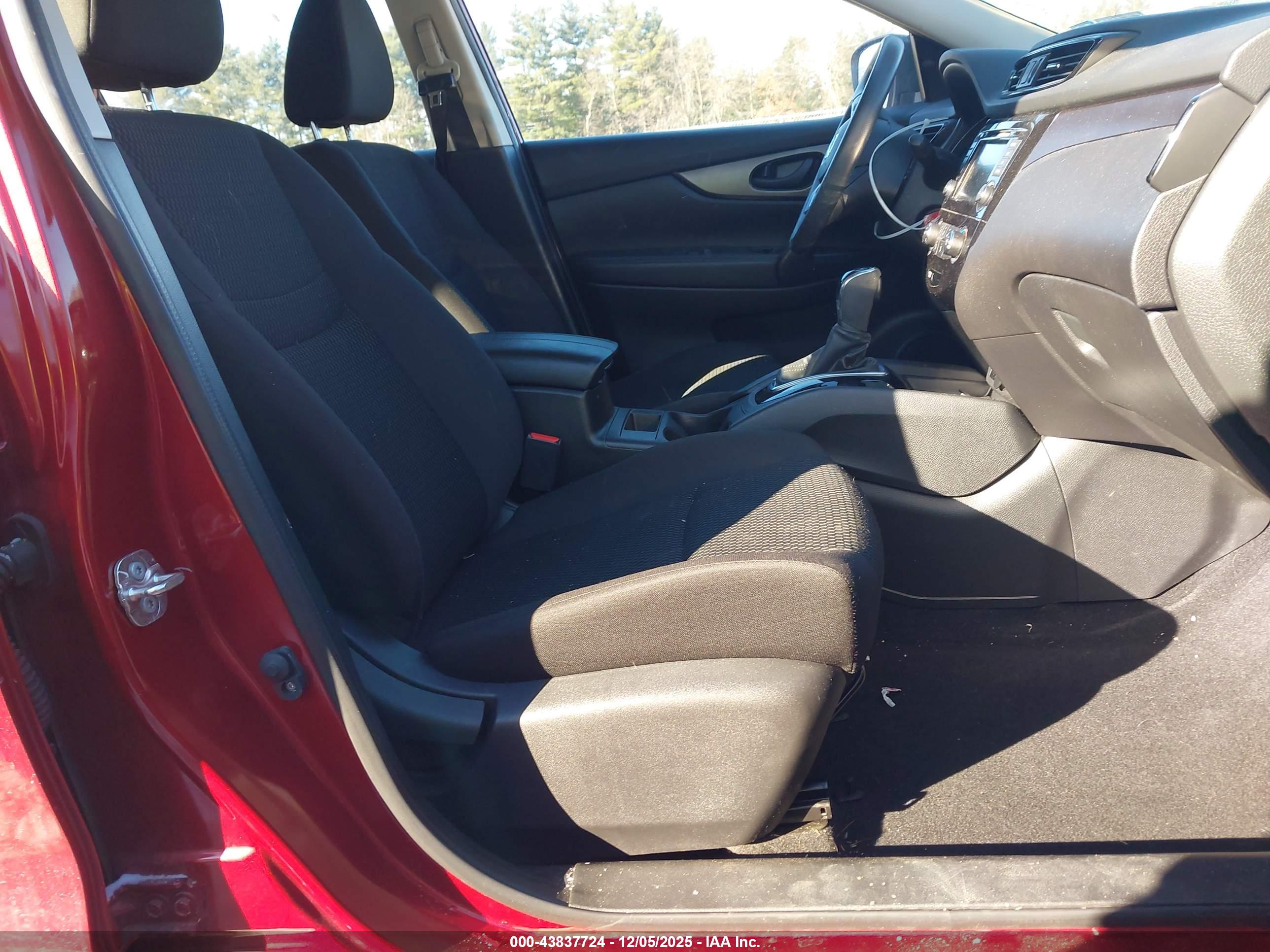 NISSAN ROGUE image 5