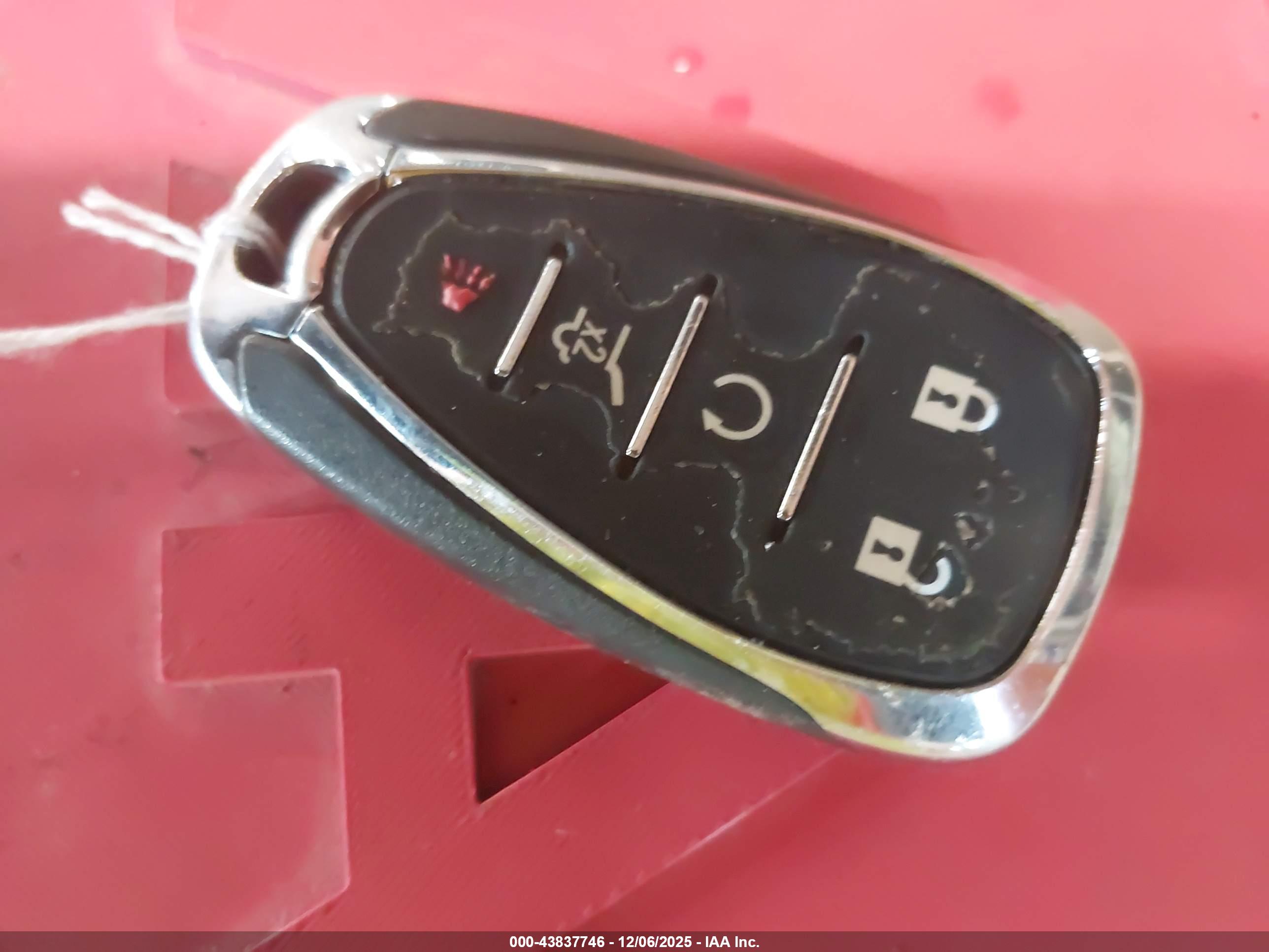 CHEVROLET EQUINOX image 11