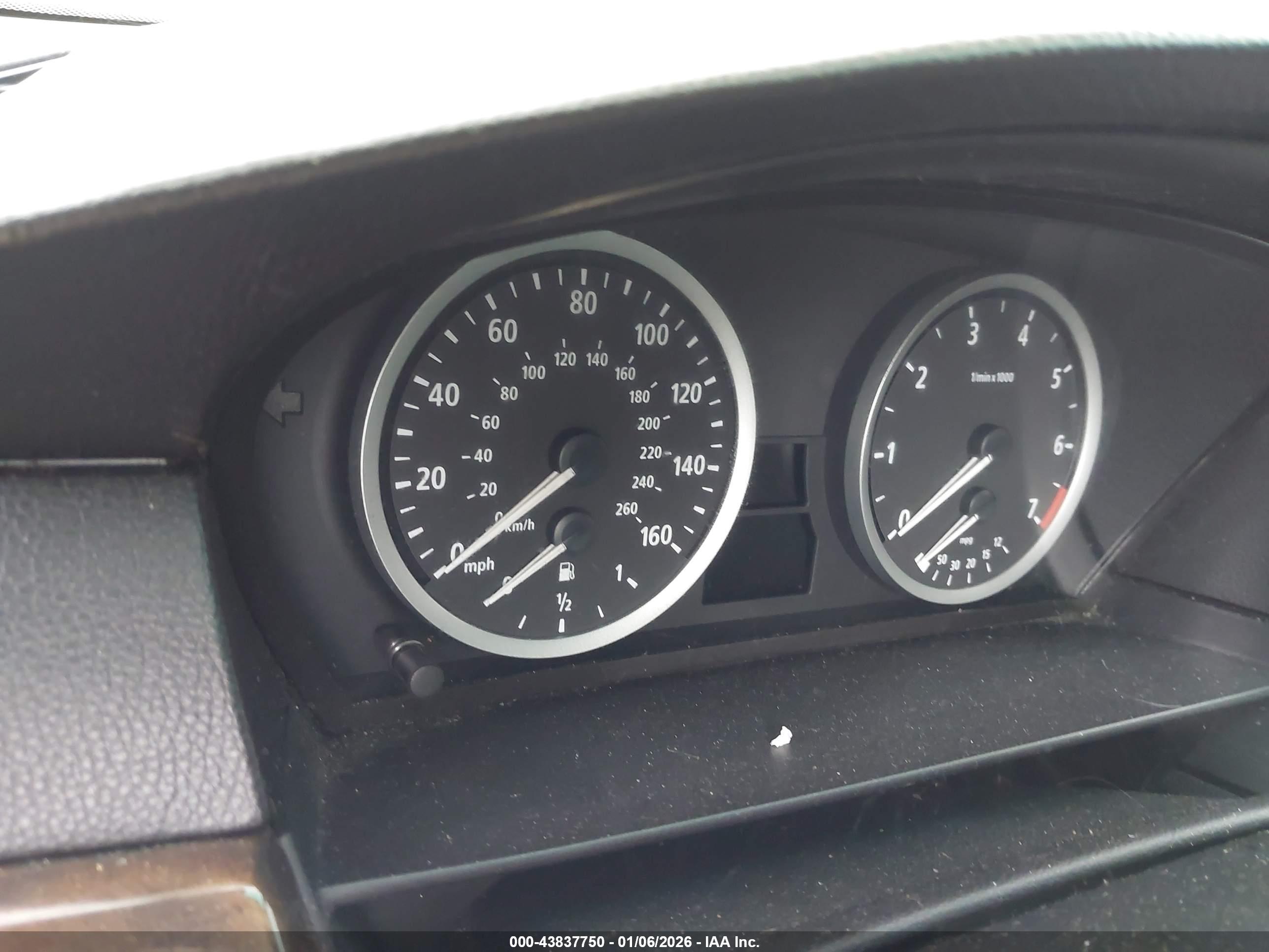 BMW 530I image 7