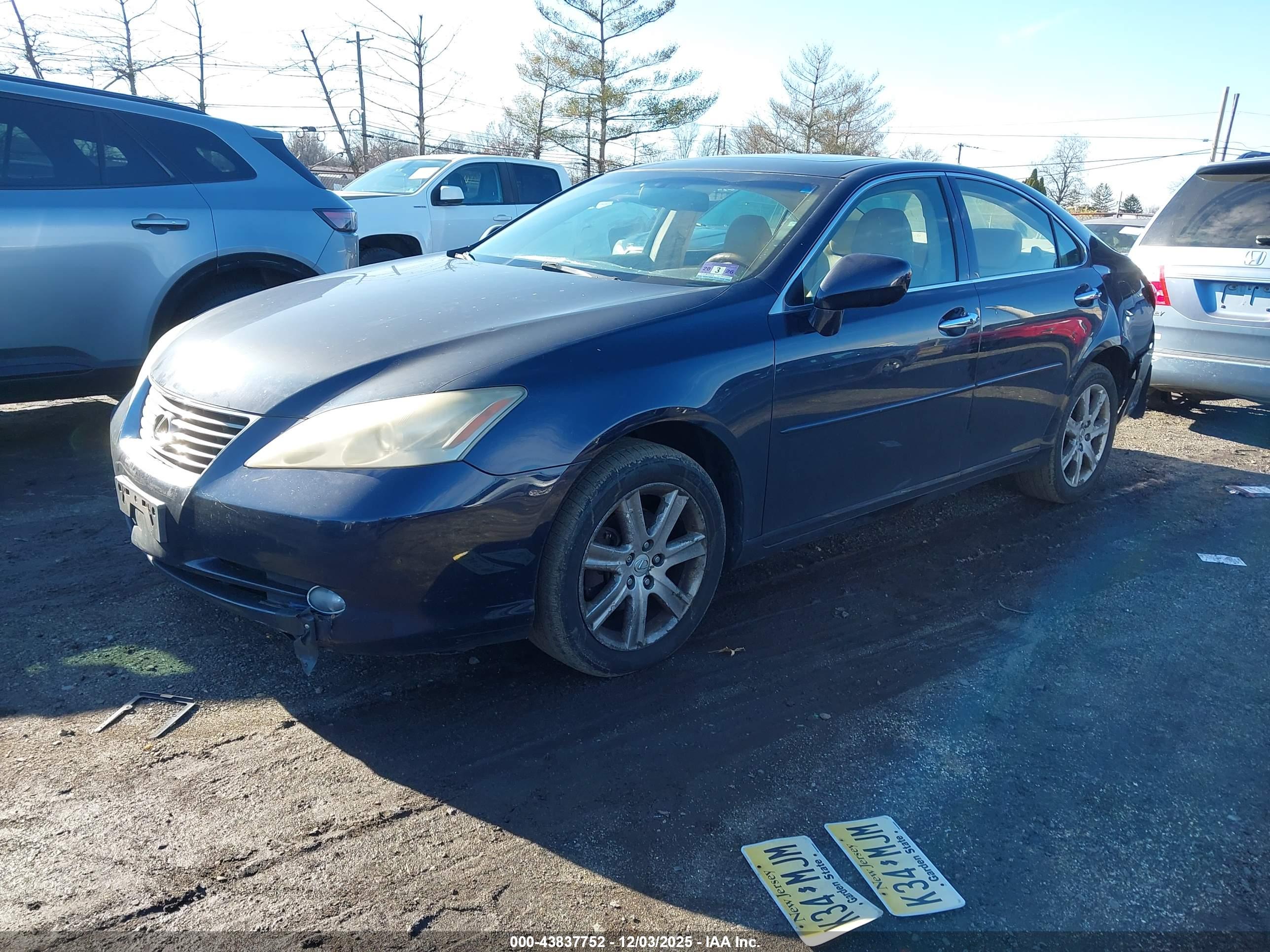 LEXUS ES image 2