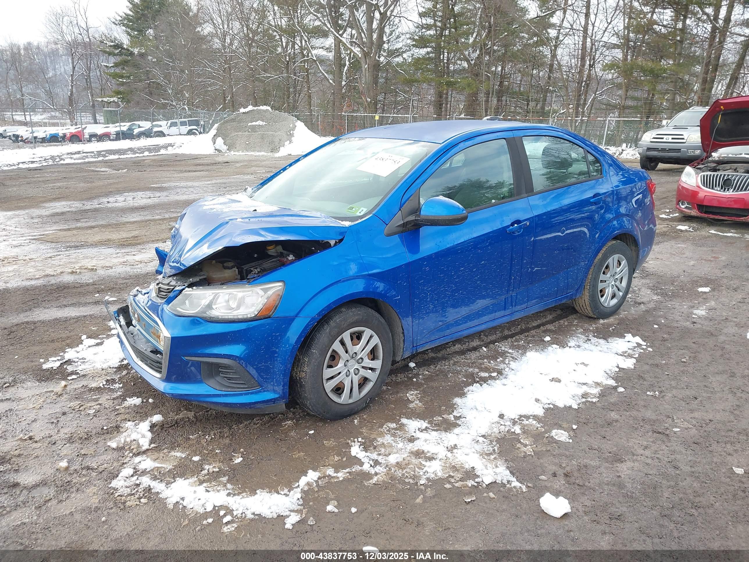 CHEVROLET SONIC image 2