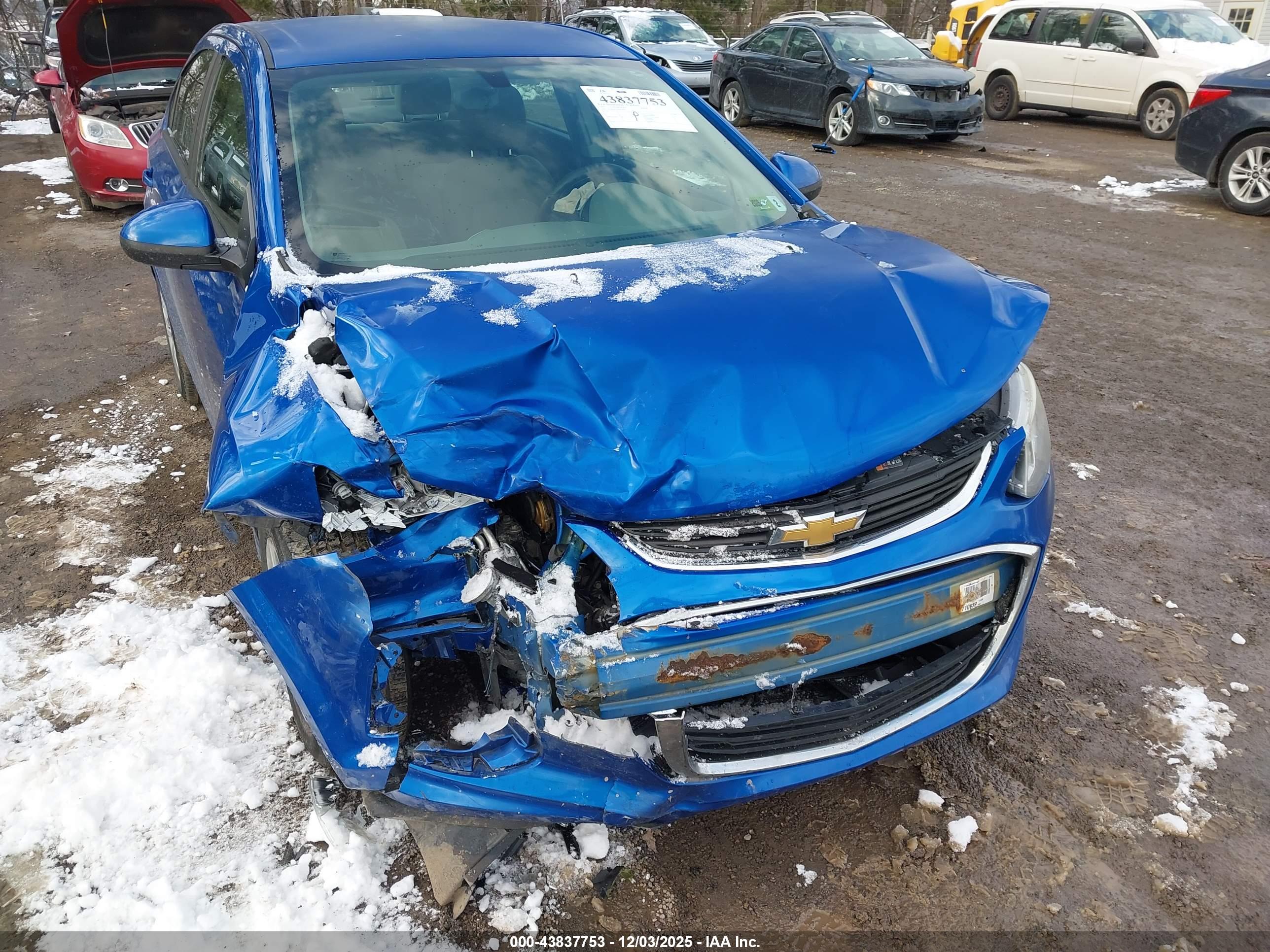 CHEVROLET SONIC image 6
