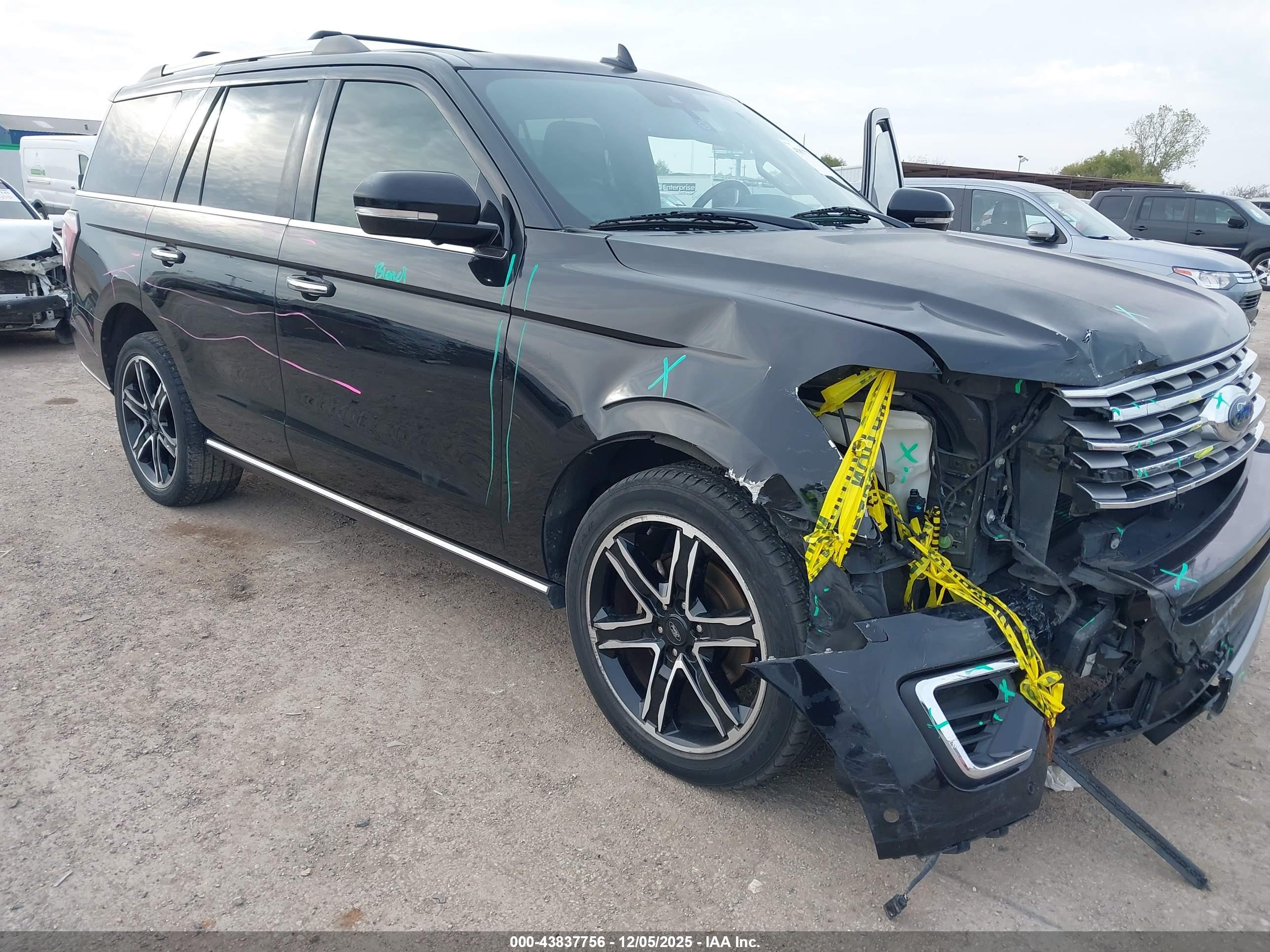 FORD EXPEDITION image 6