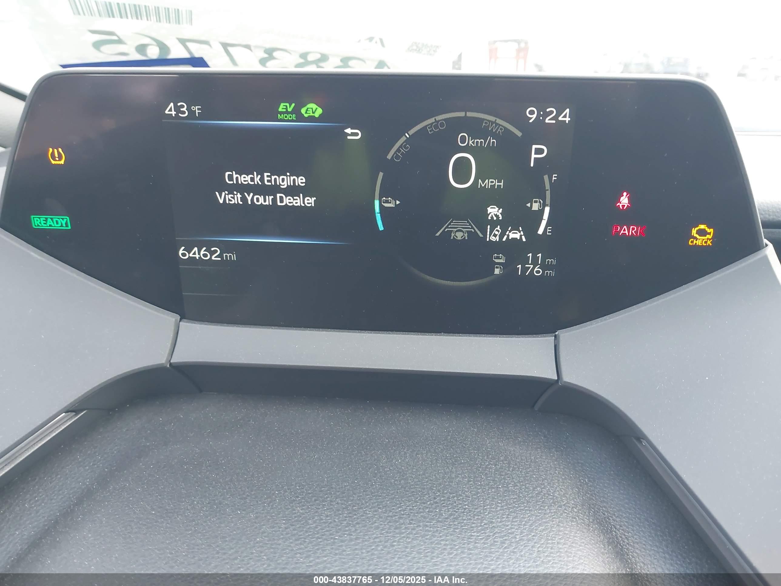 TOYOTA PRIUS image 7
