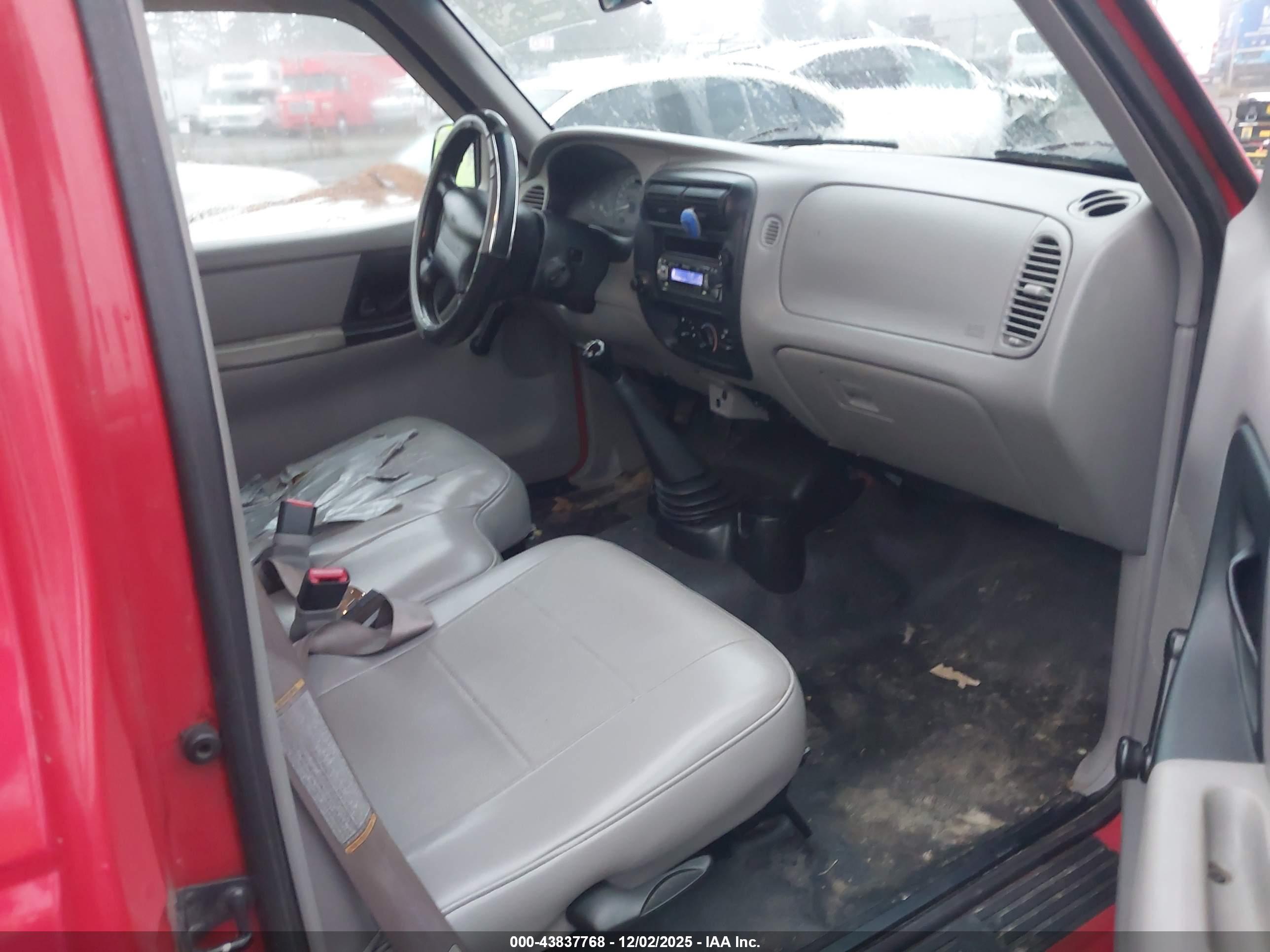 FORD RANGER image 5