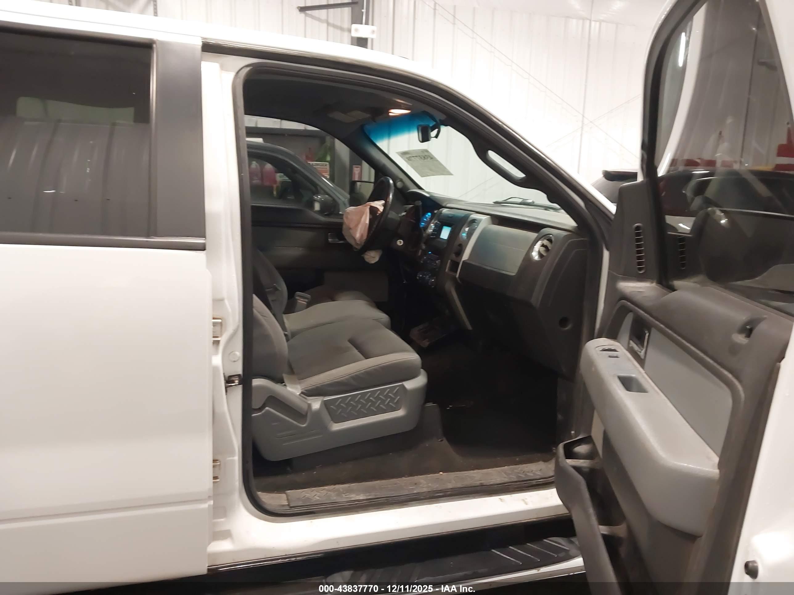 FORD F-150 image 5