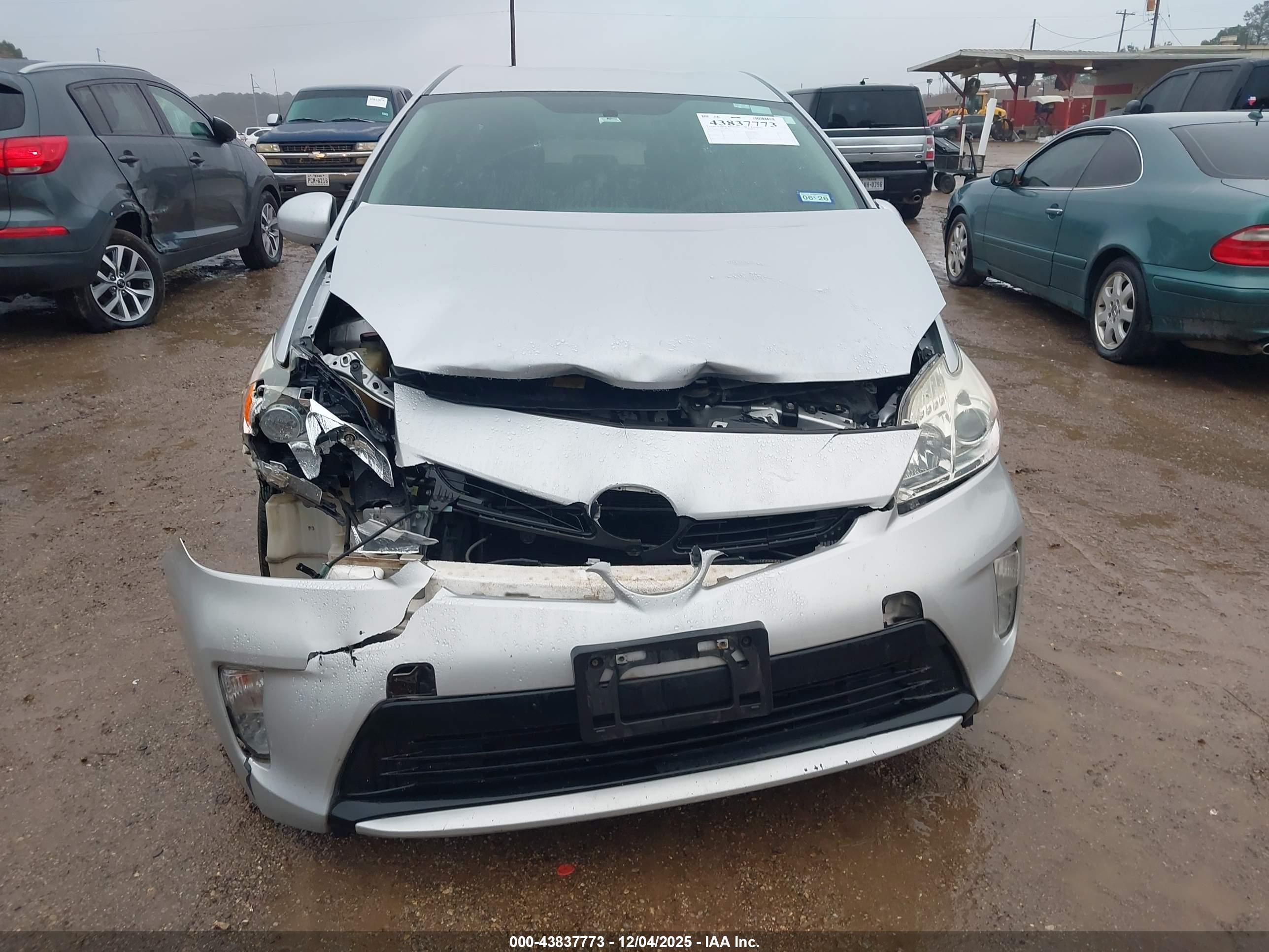 TOYOTA PRIUS image 6