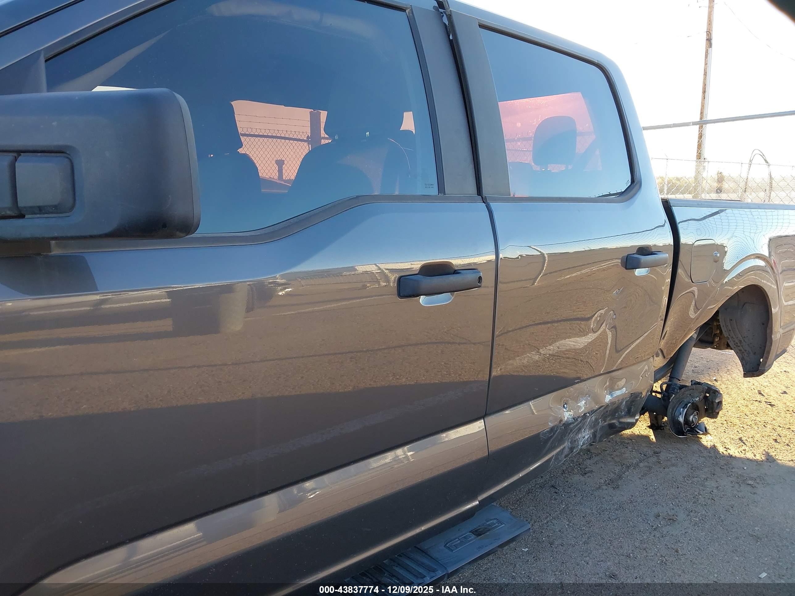 FORD F-150 image 6