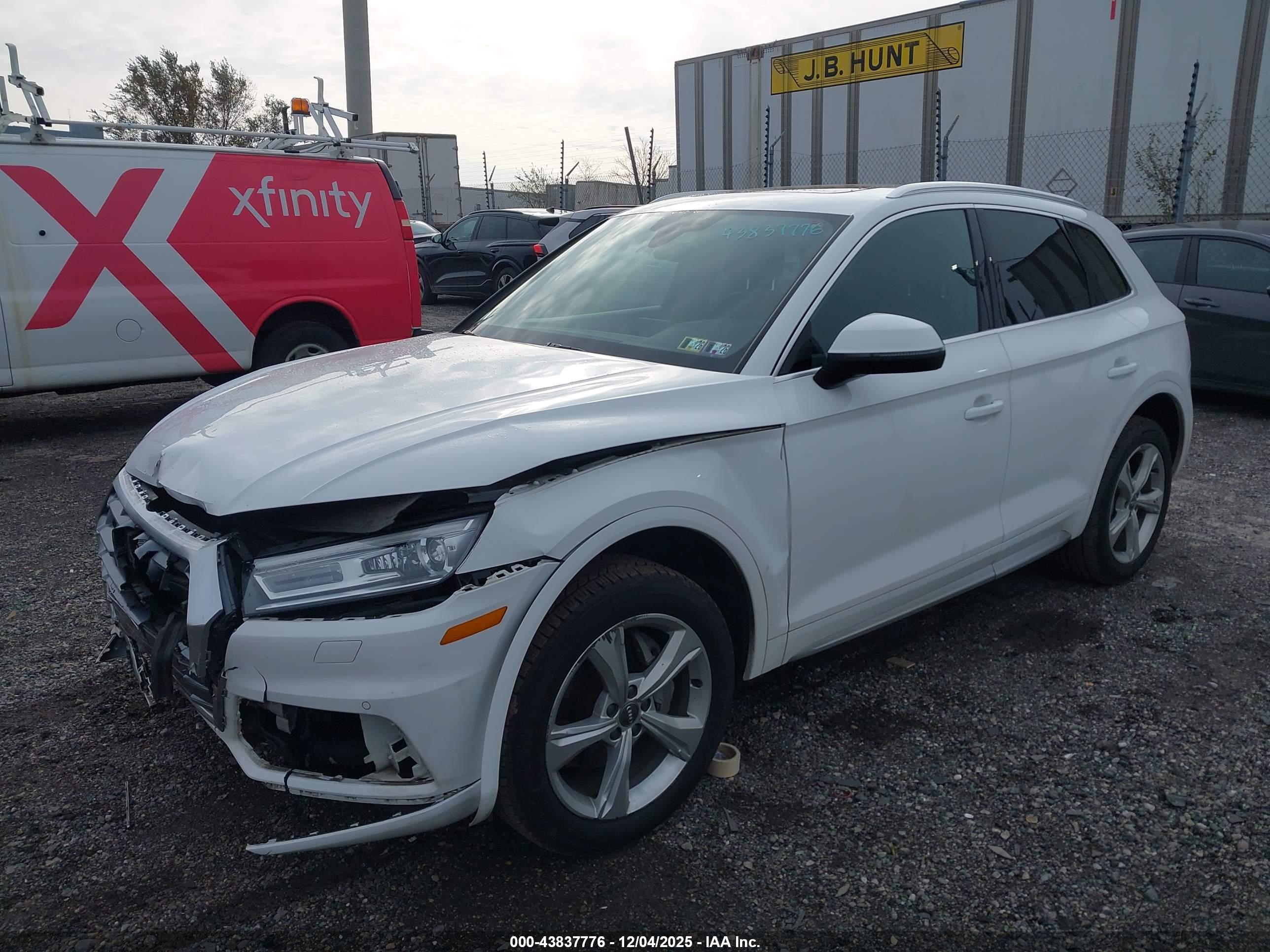 AUDI Q5 image 2