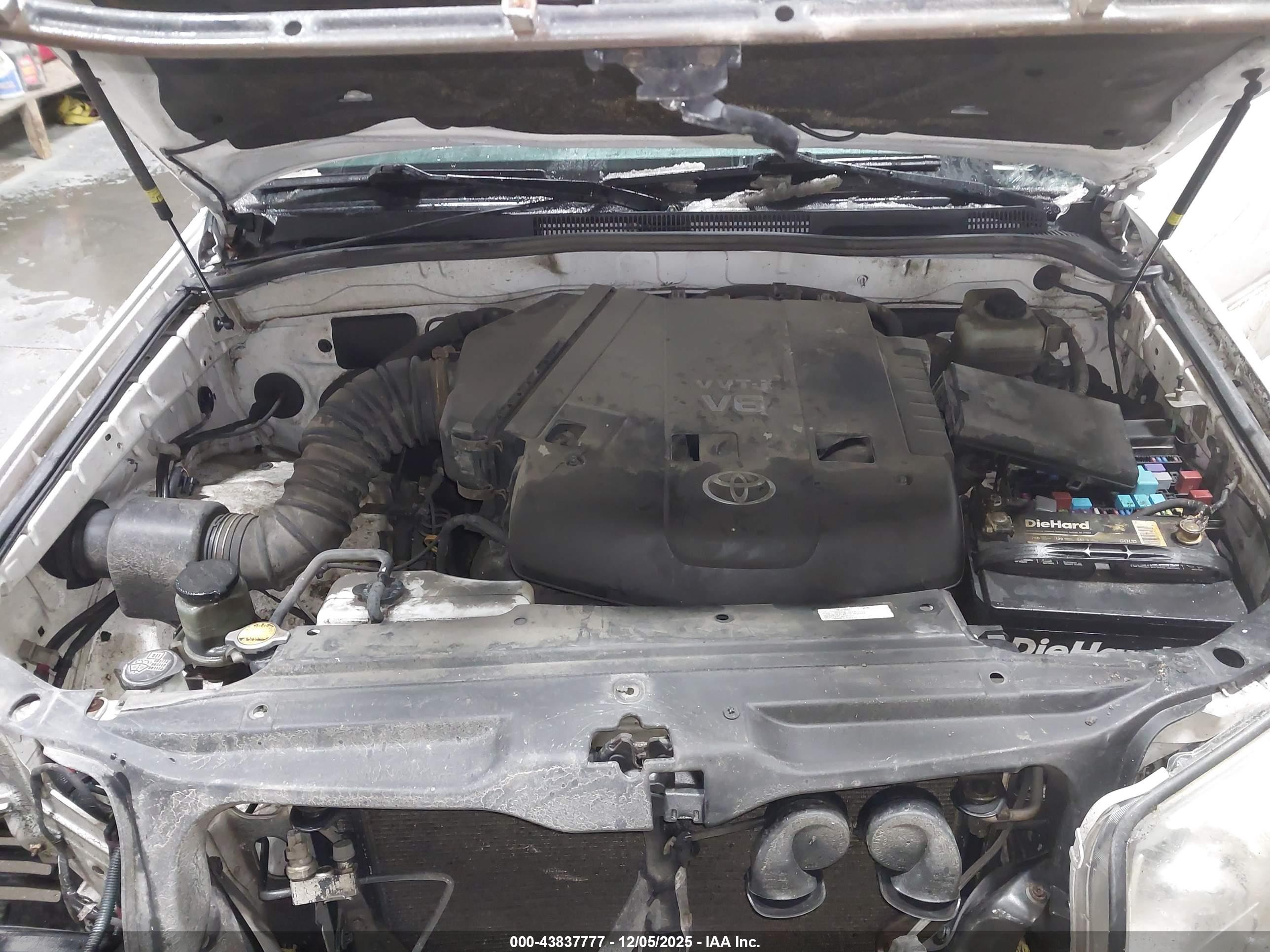 TOYOTA 4RUNNER image 10