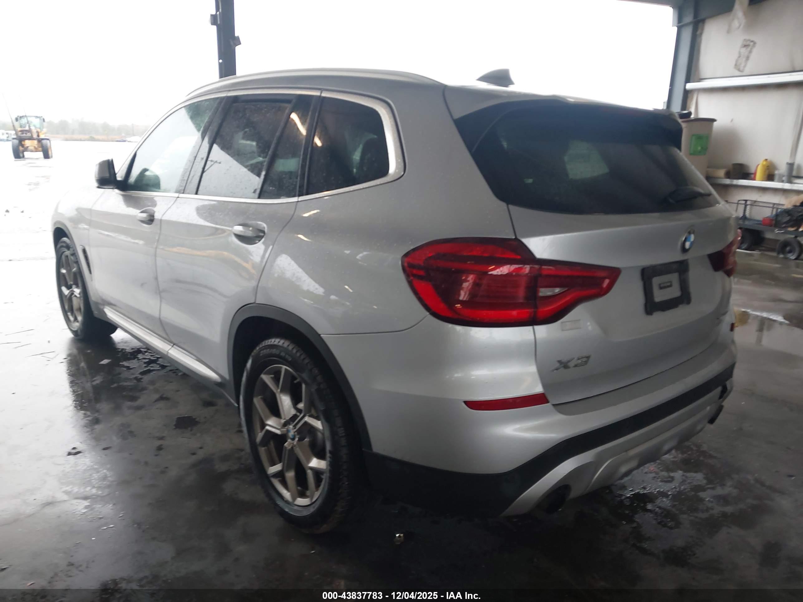 BMW X3 image 3