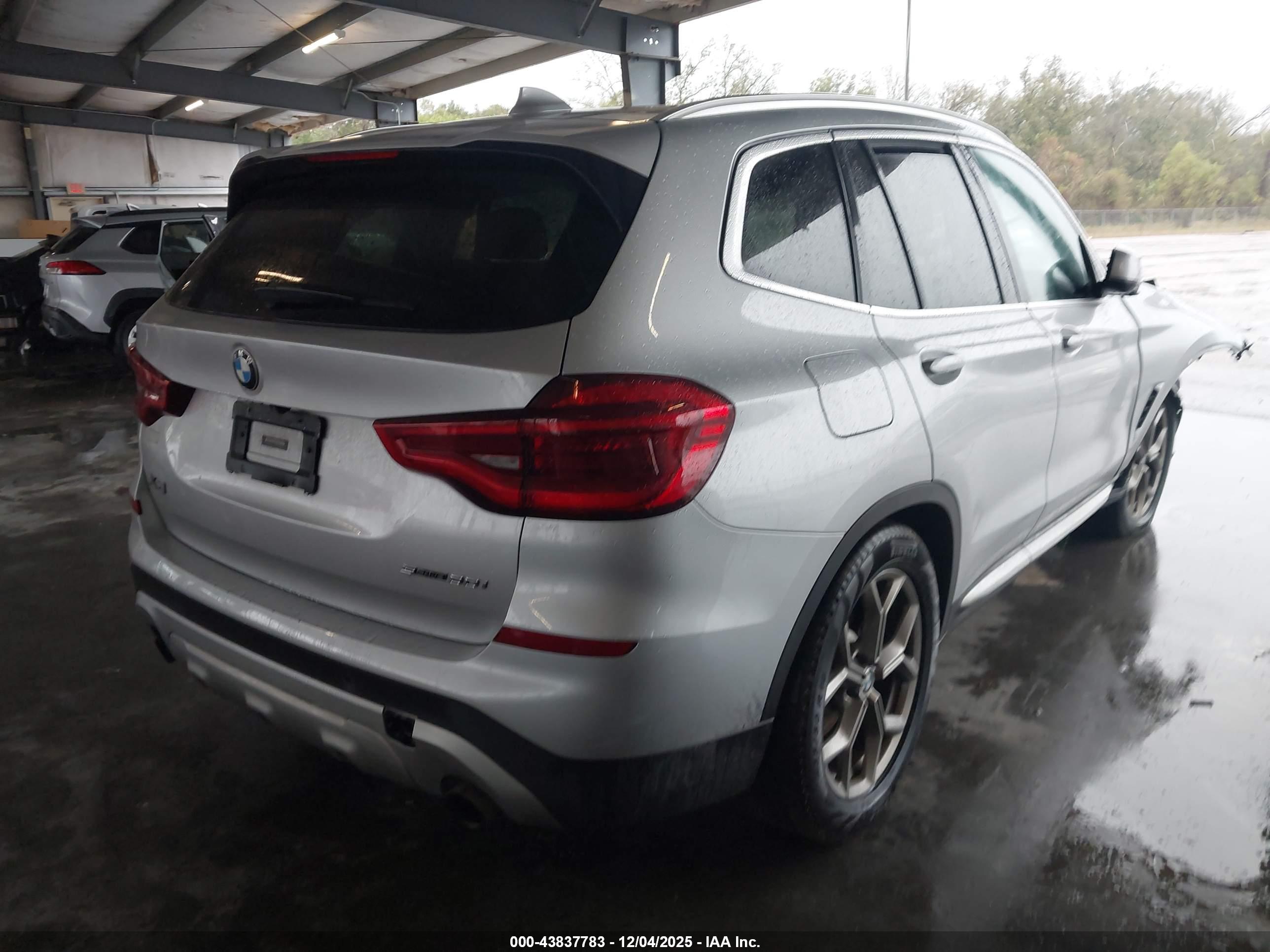 BMW X3 image 4