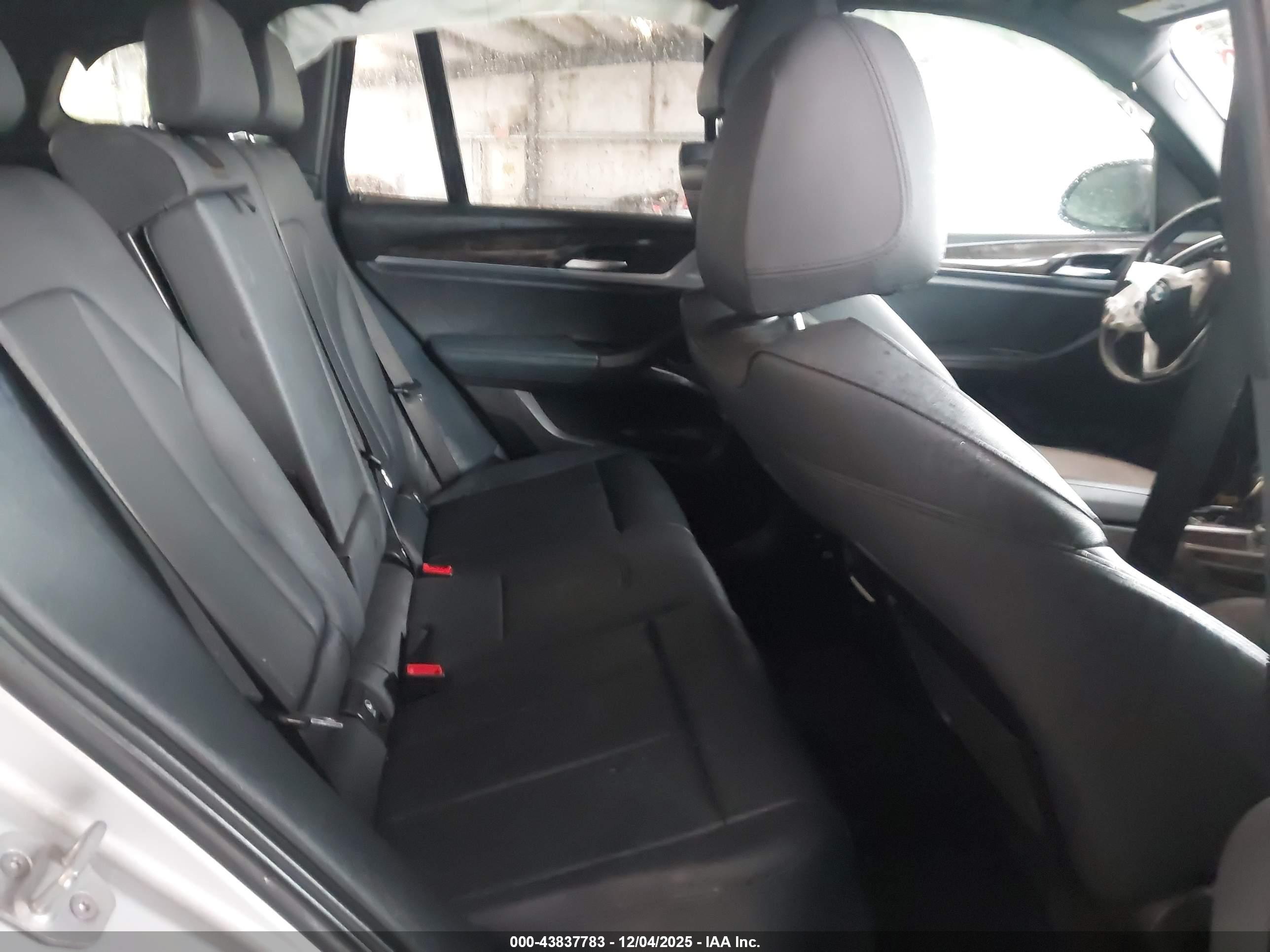 BMW X3 image 8