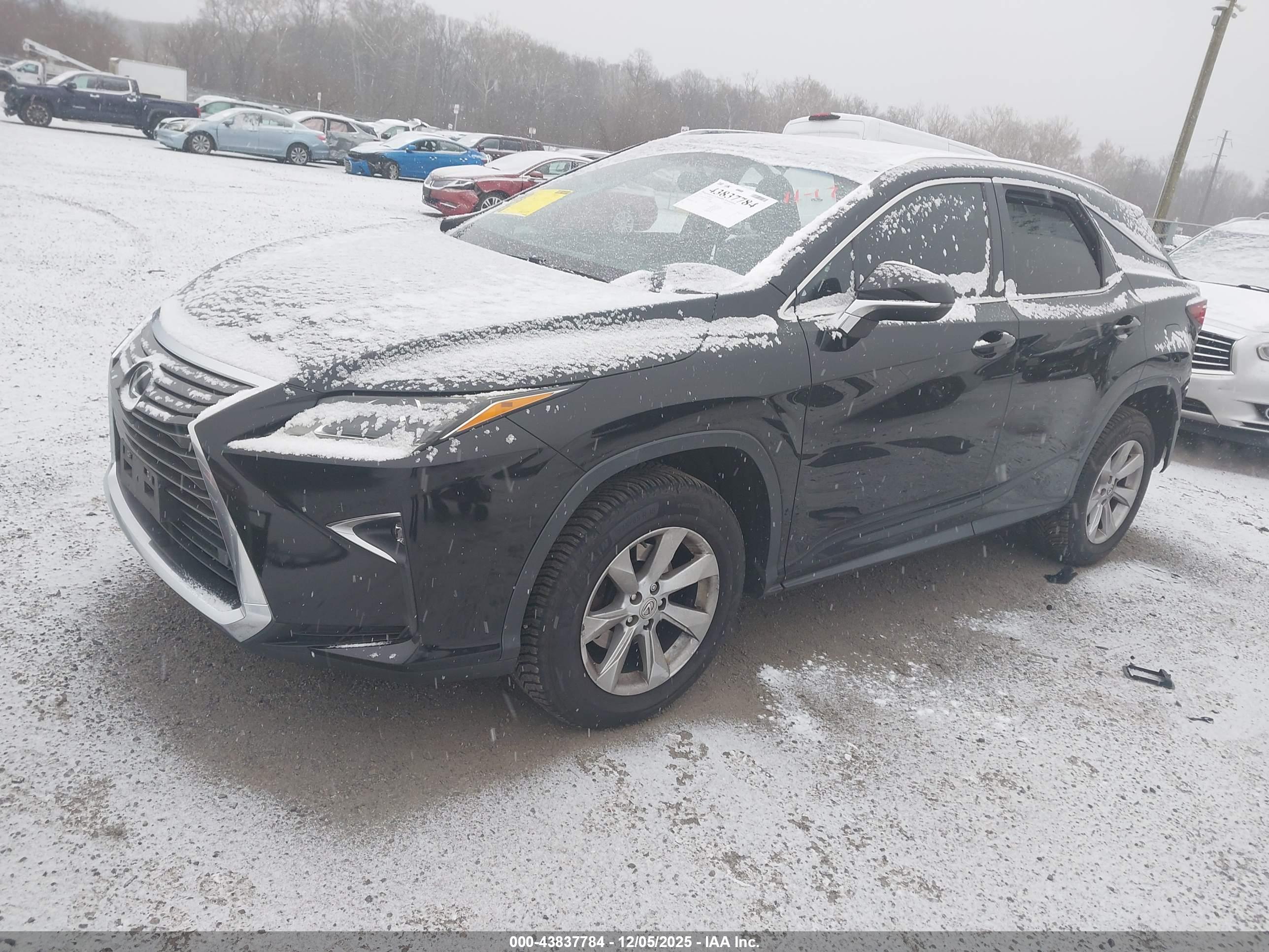 LEXUS RX image 2