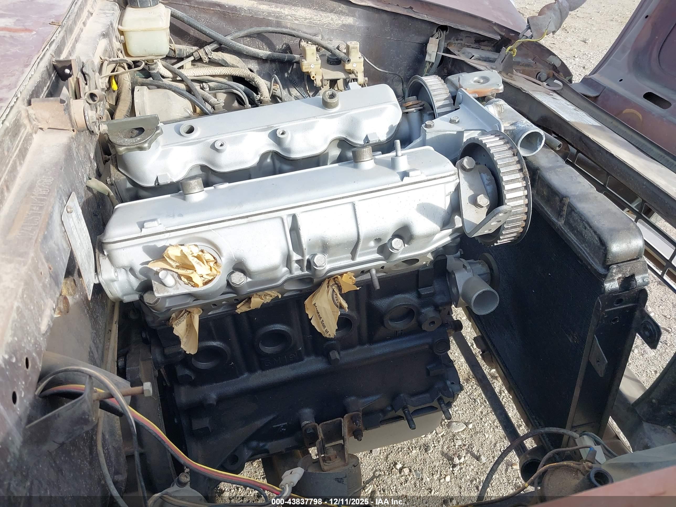 FIAT 124 image 6