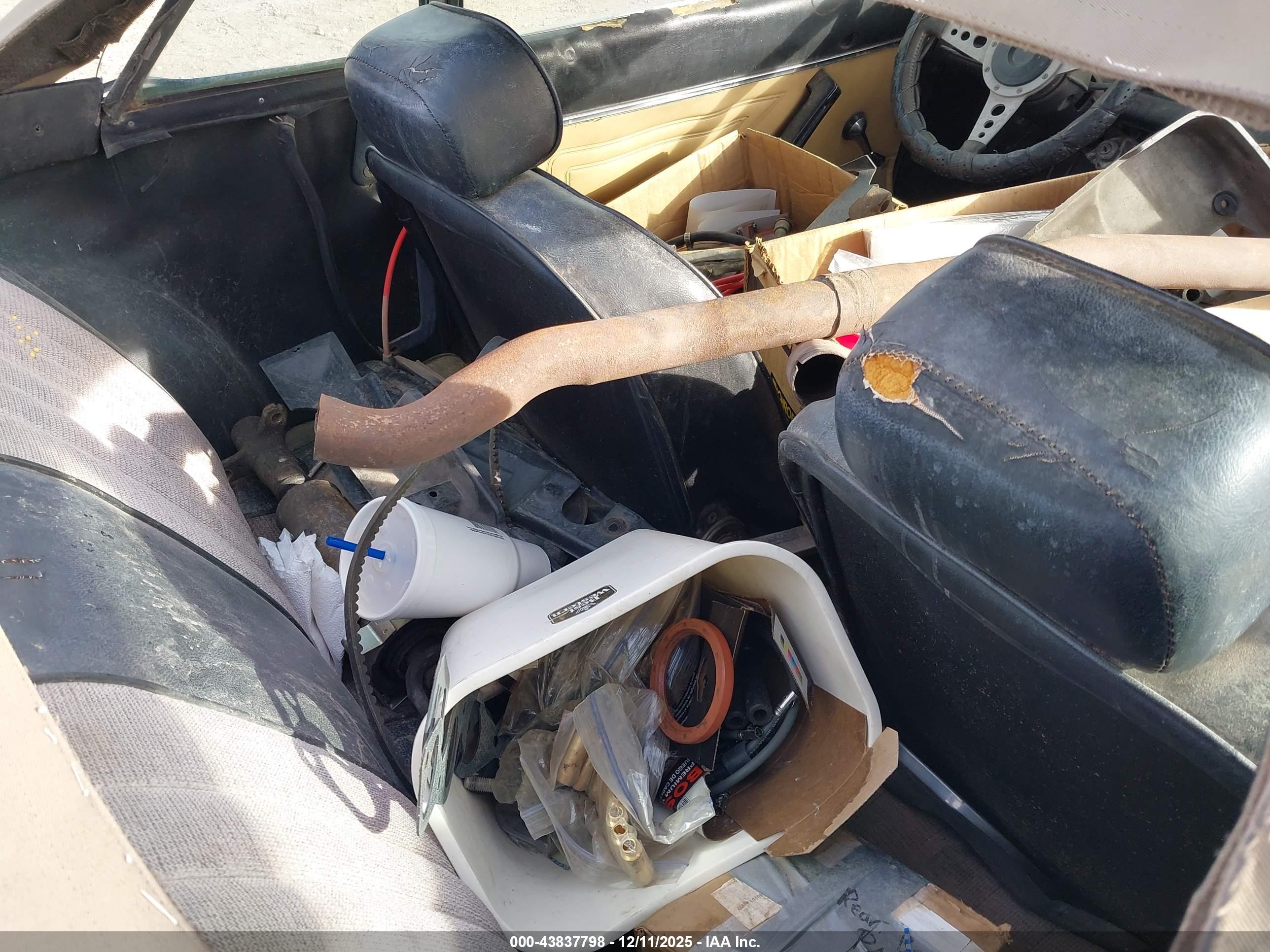 FIAT 124 image 8