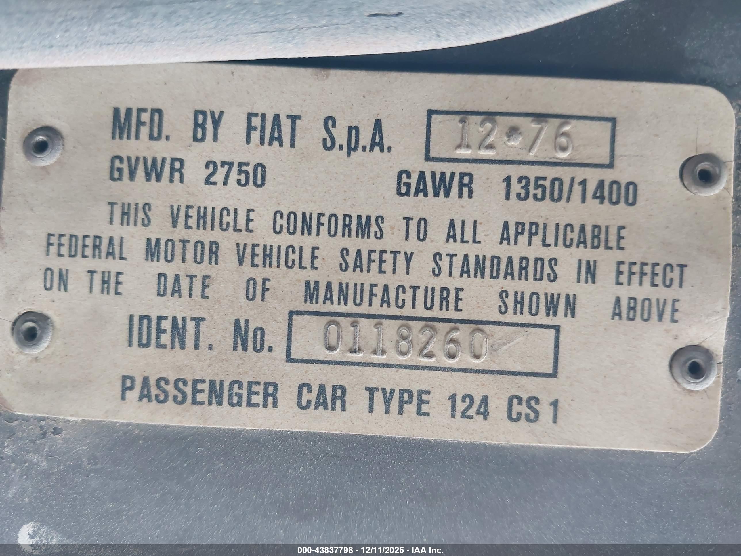 FIAT 124 image 9