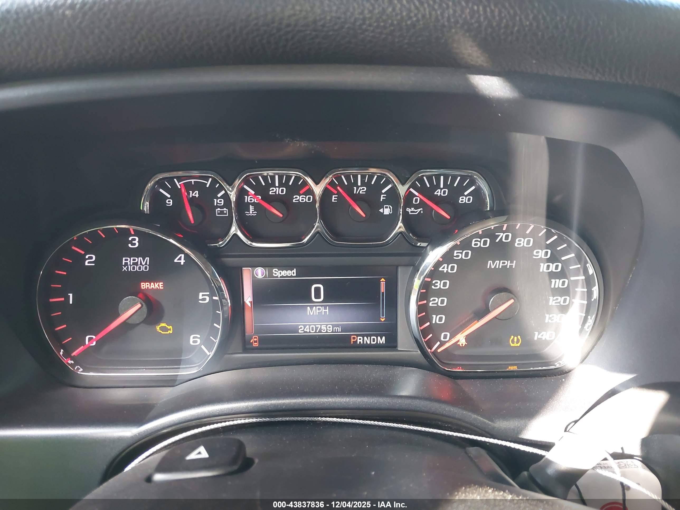 GMC SIERRA image 7