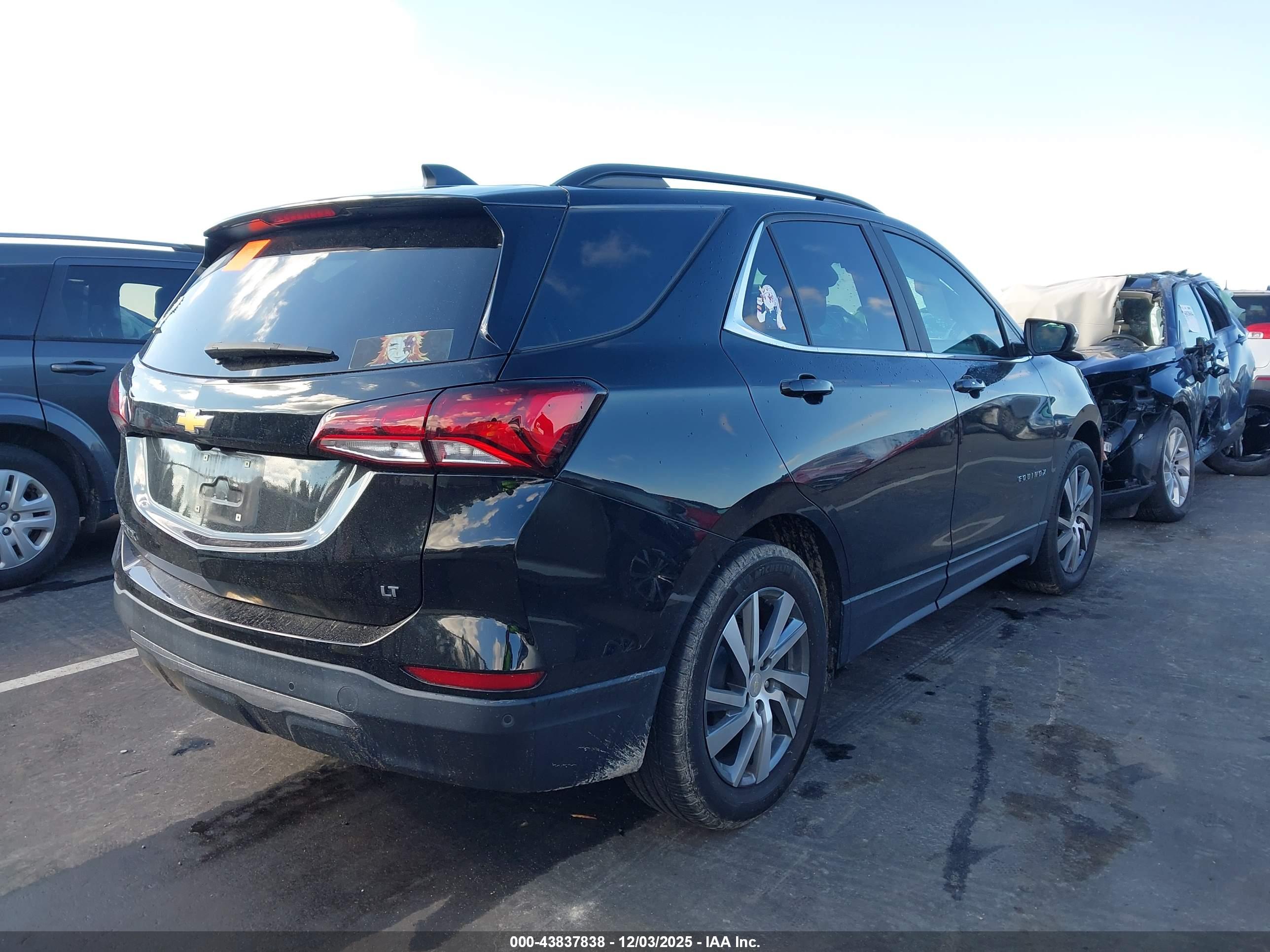 CHEVROLET EQUINOX image 4