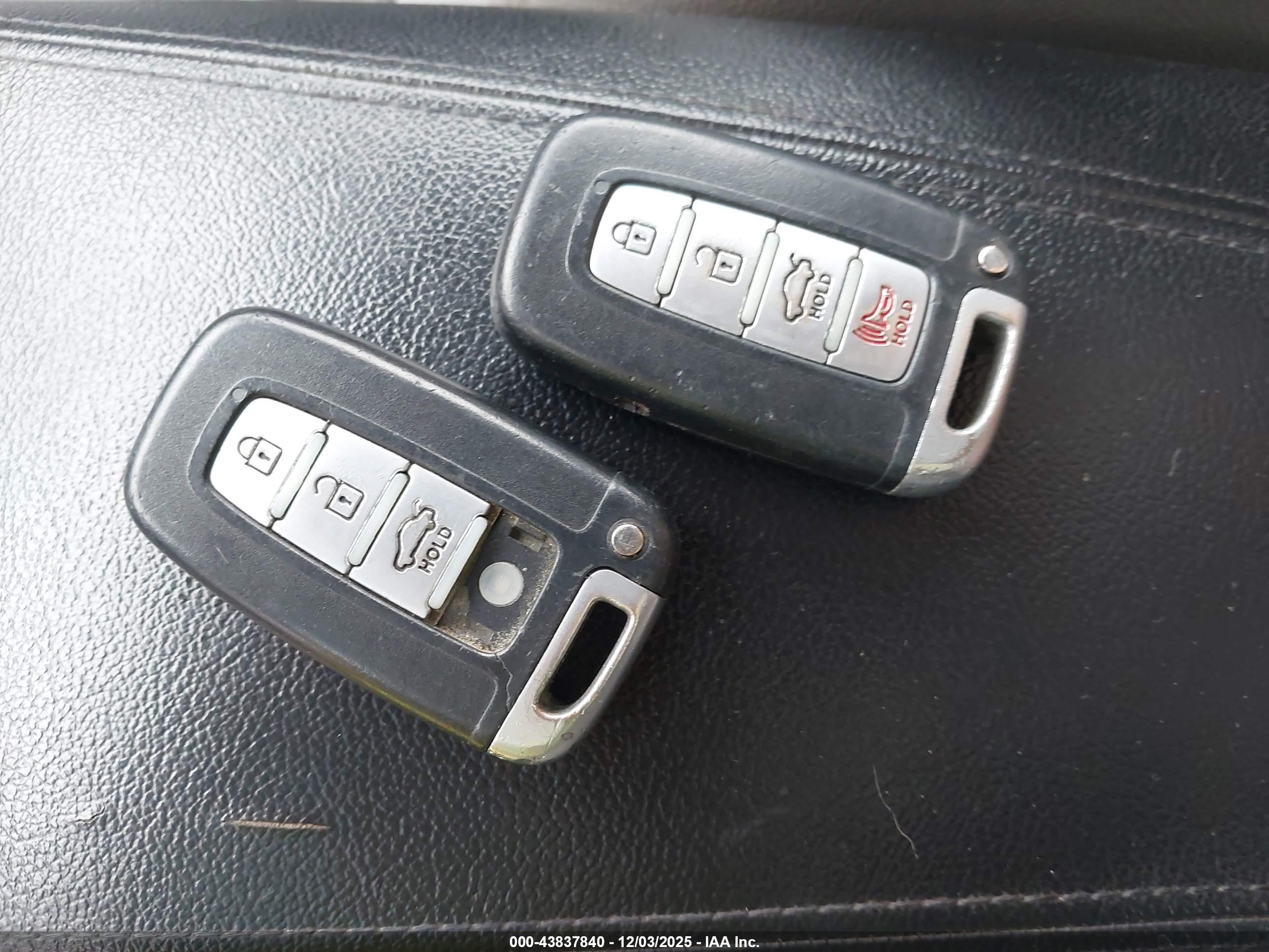 HYUNDAI SONATA image 11
