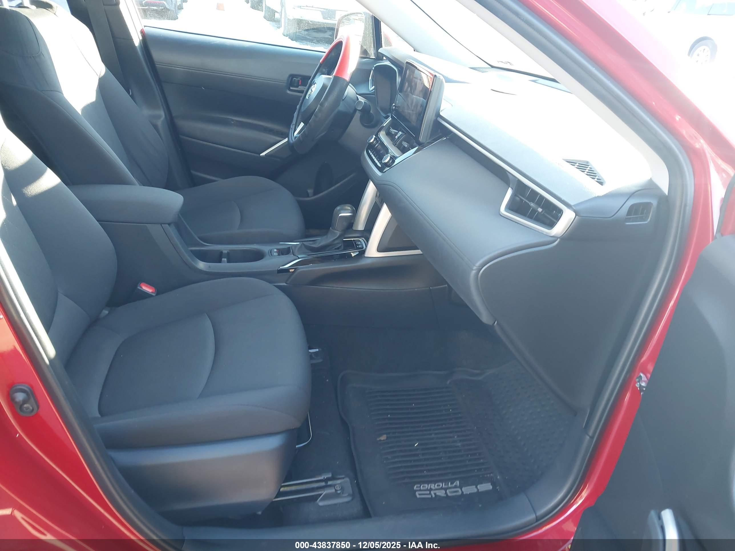 TOYOTA COROLLA image 5