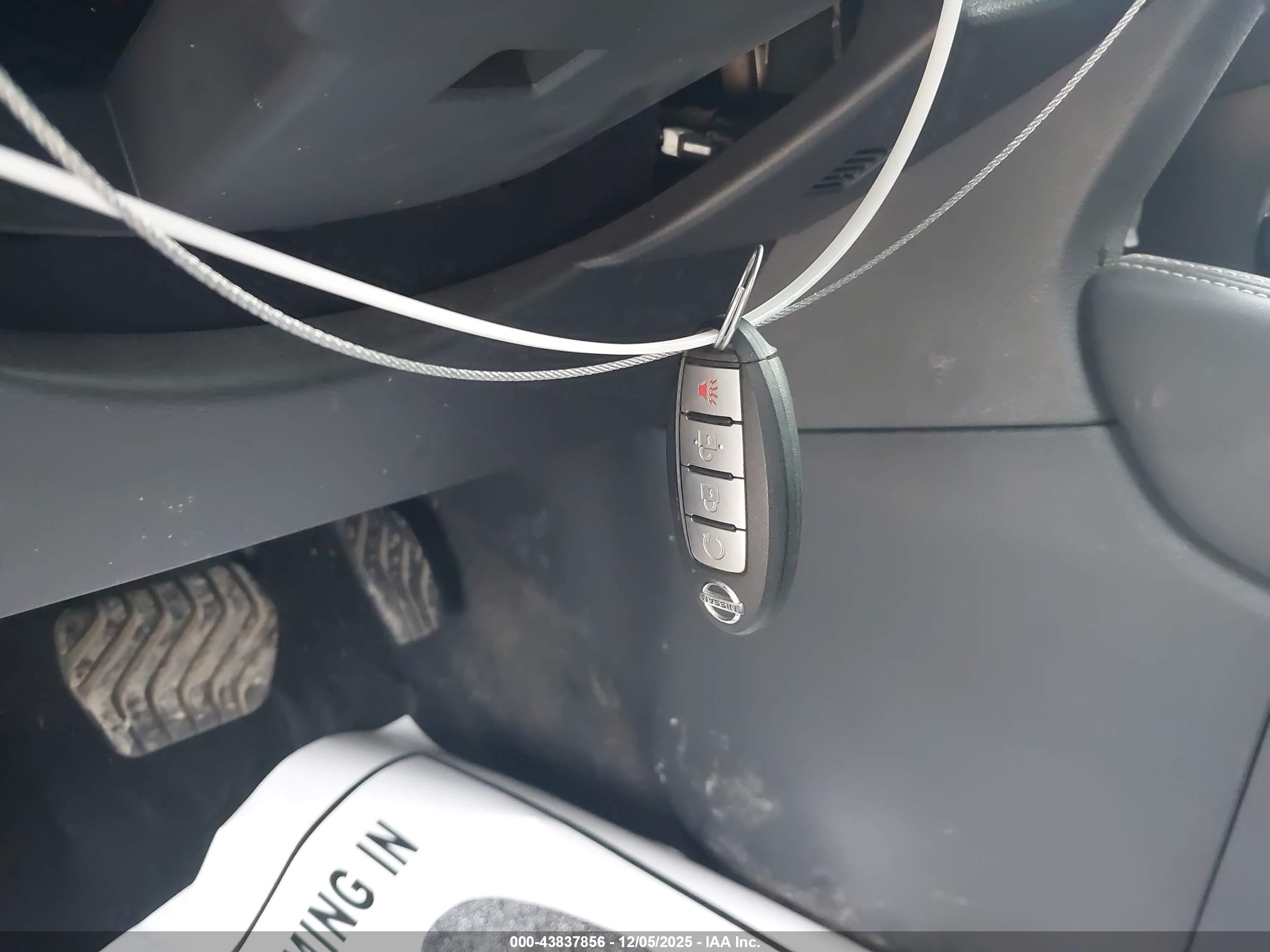 NISSAN KICKS image 11