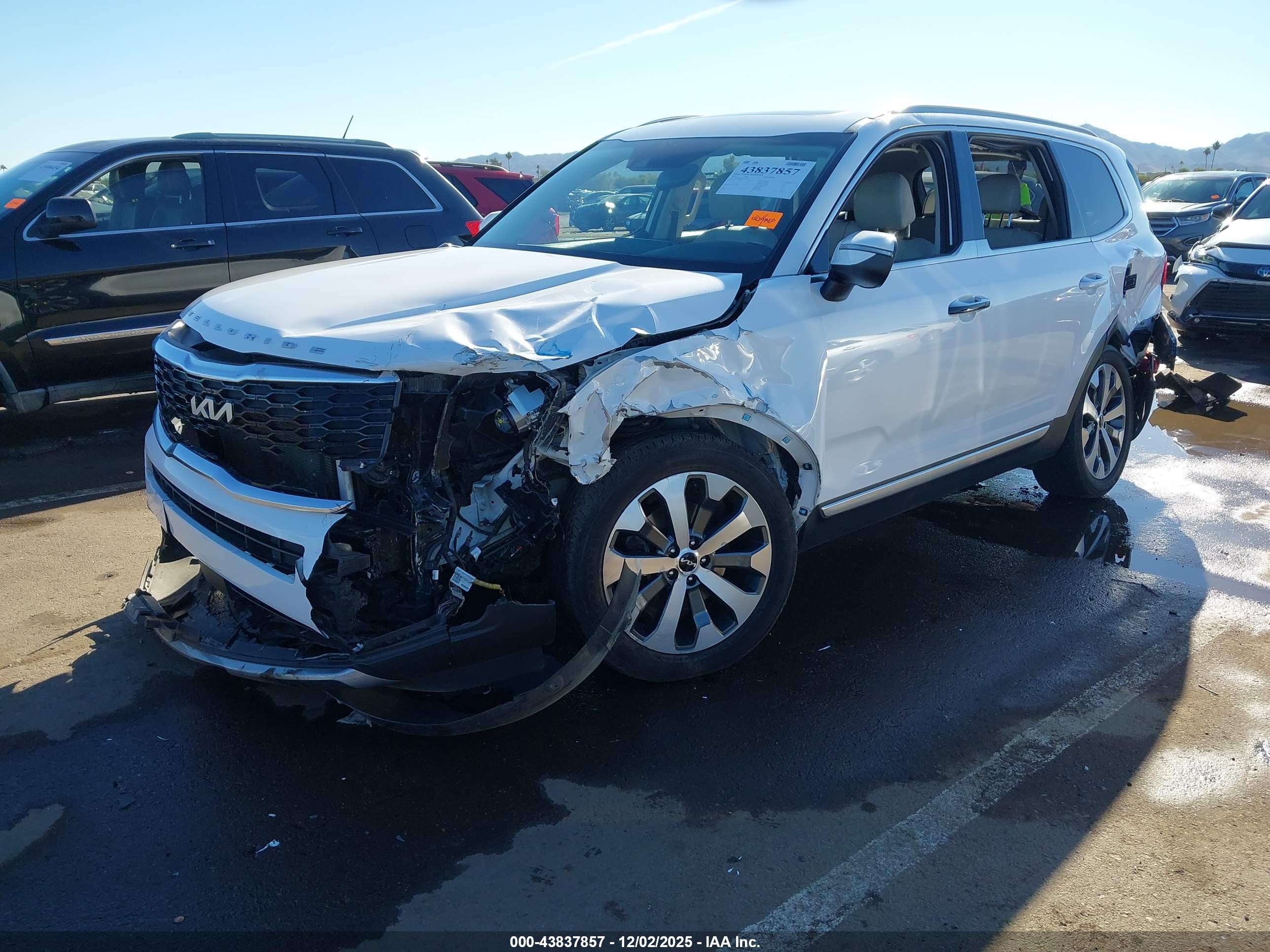 KIA TELLURIDE image 2