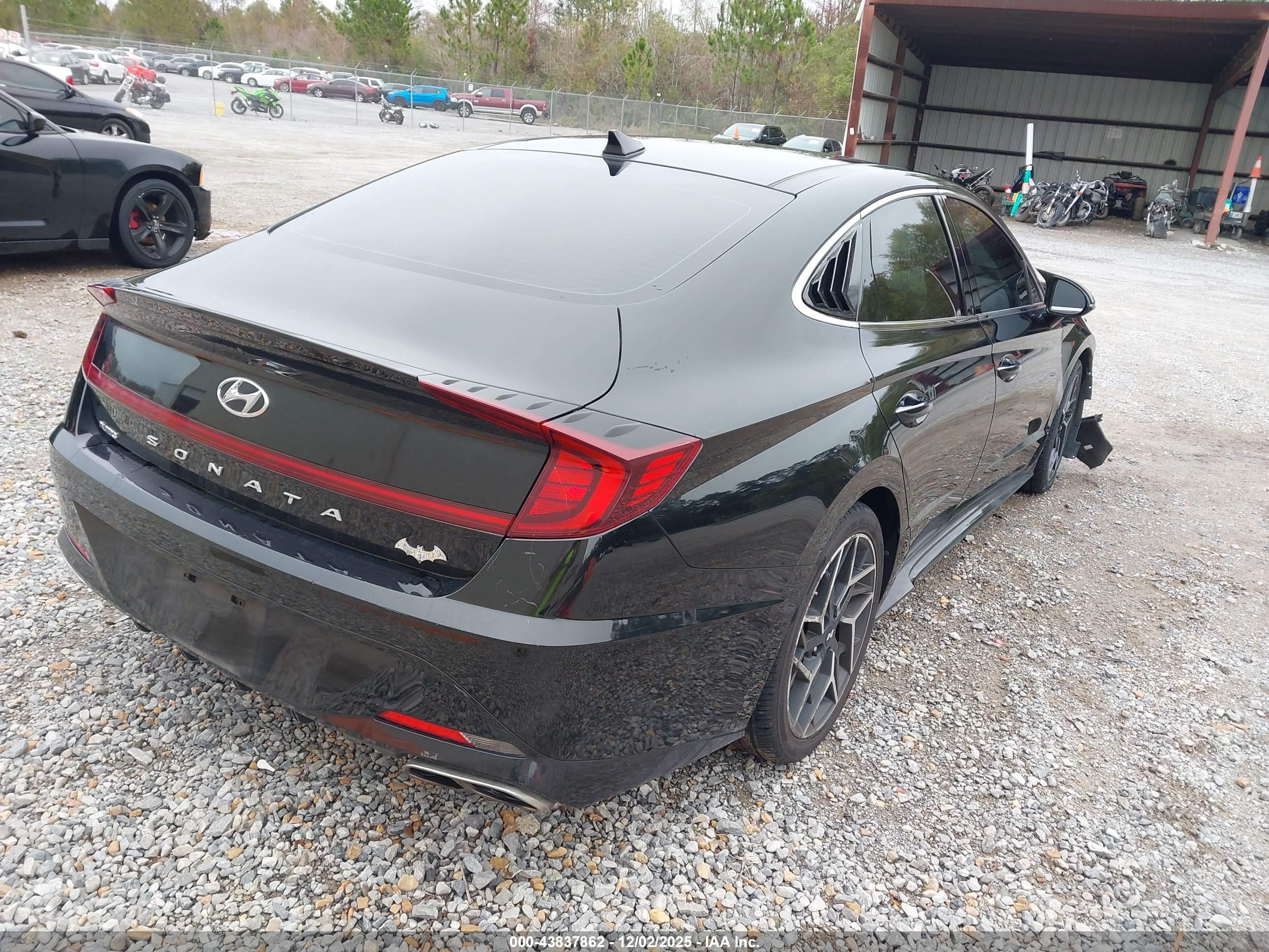 HYUNDAI SONATA image 4