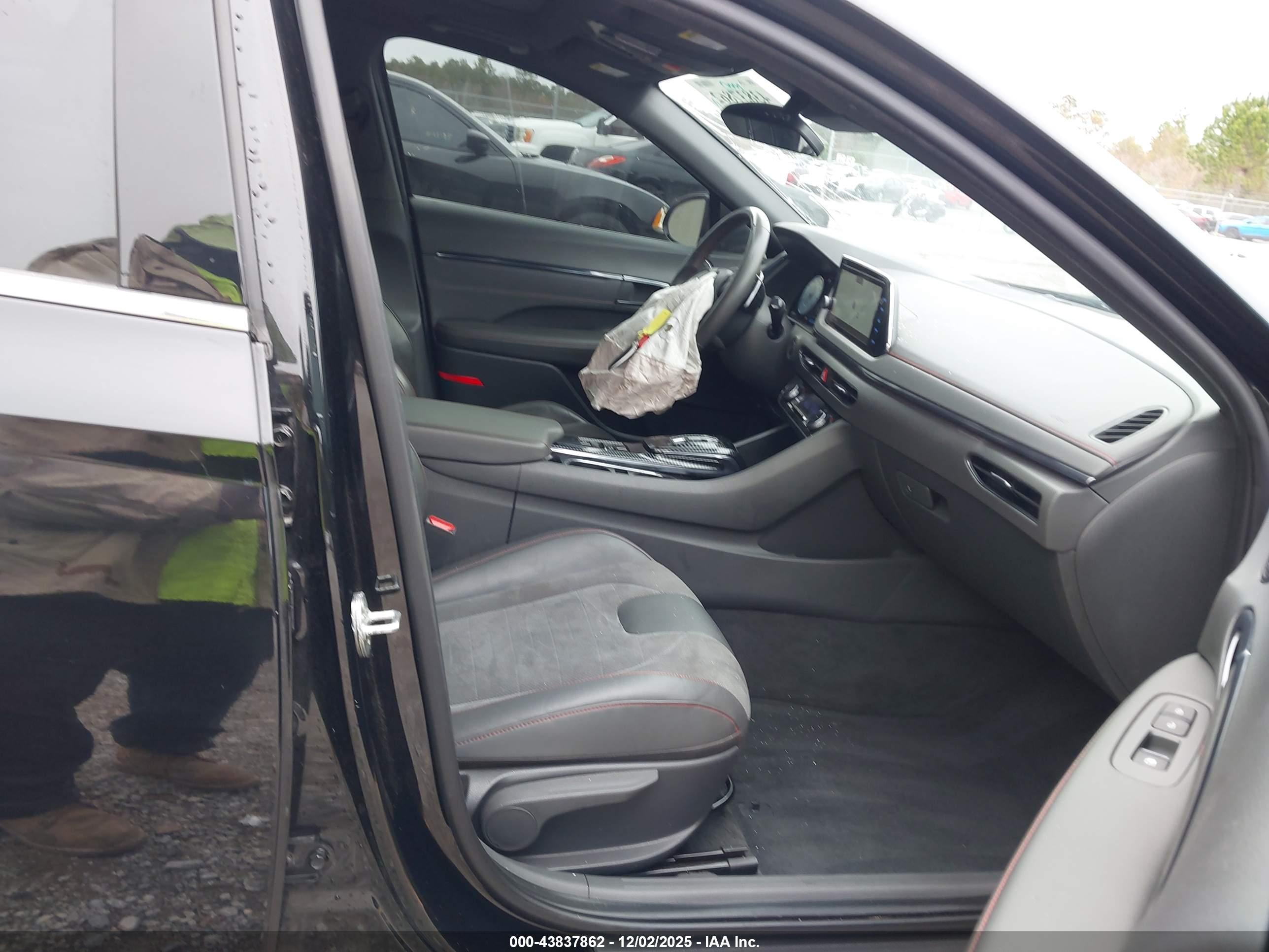 HYUNDAI SONATA image 5