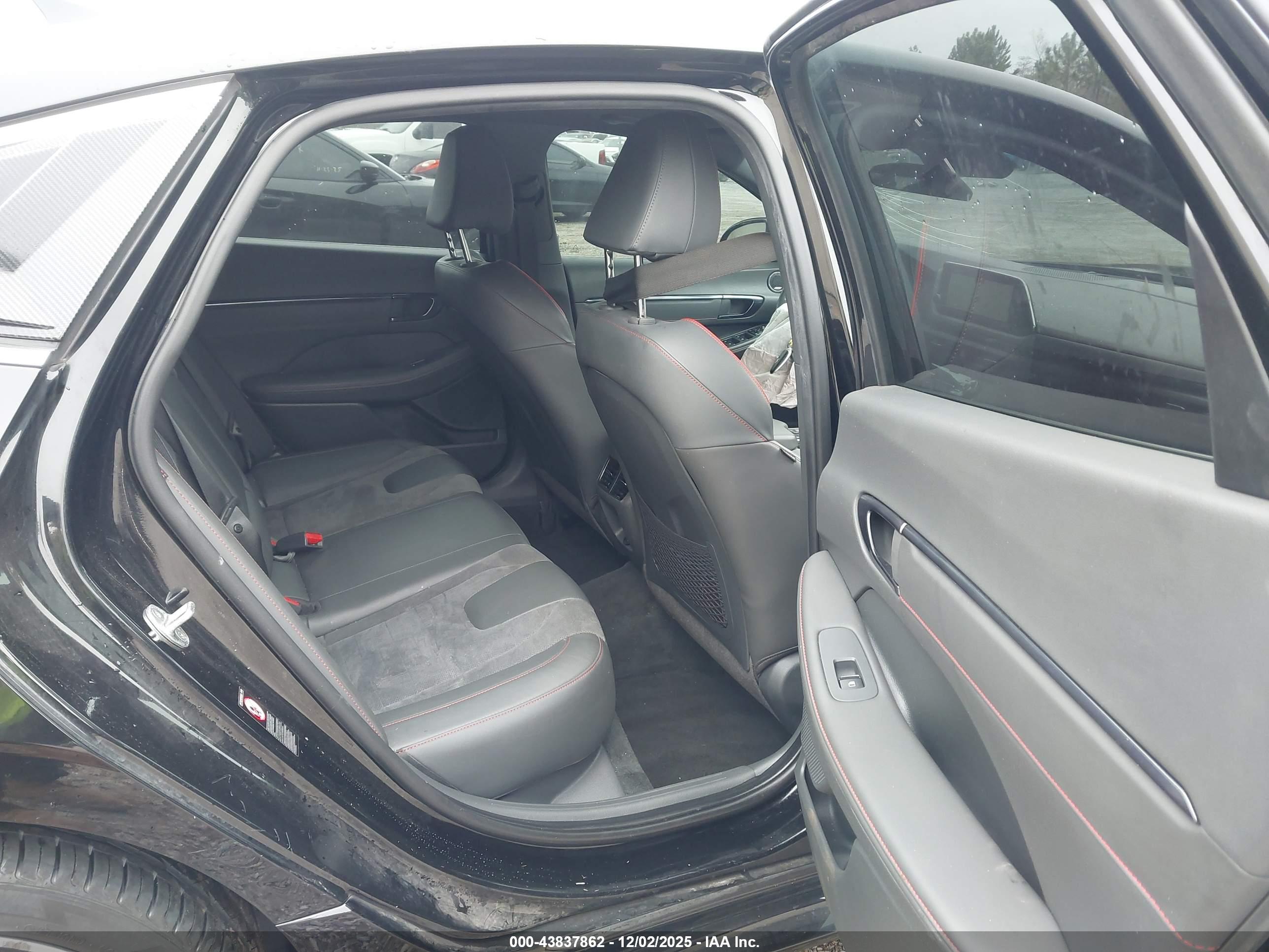 HYUNDAI SONATA image 8