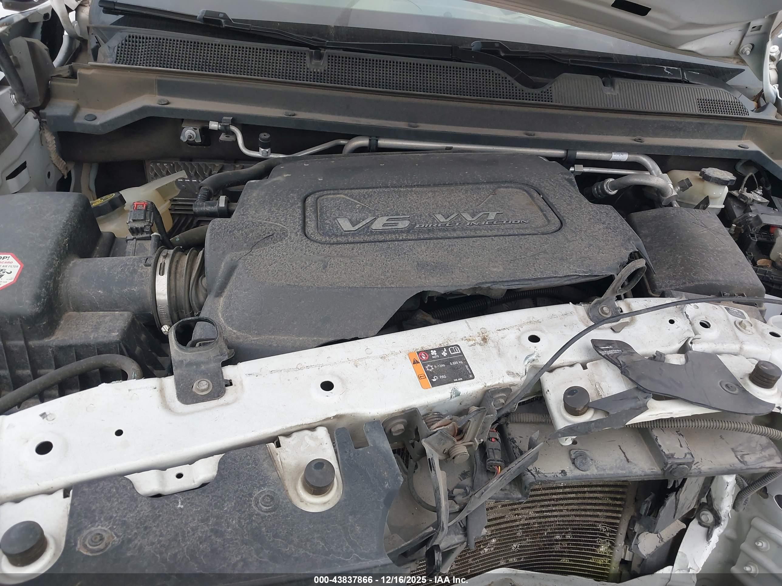 CHEVROLET COLORADO image 10