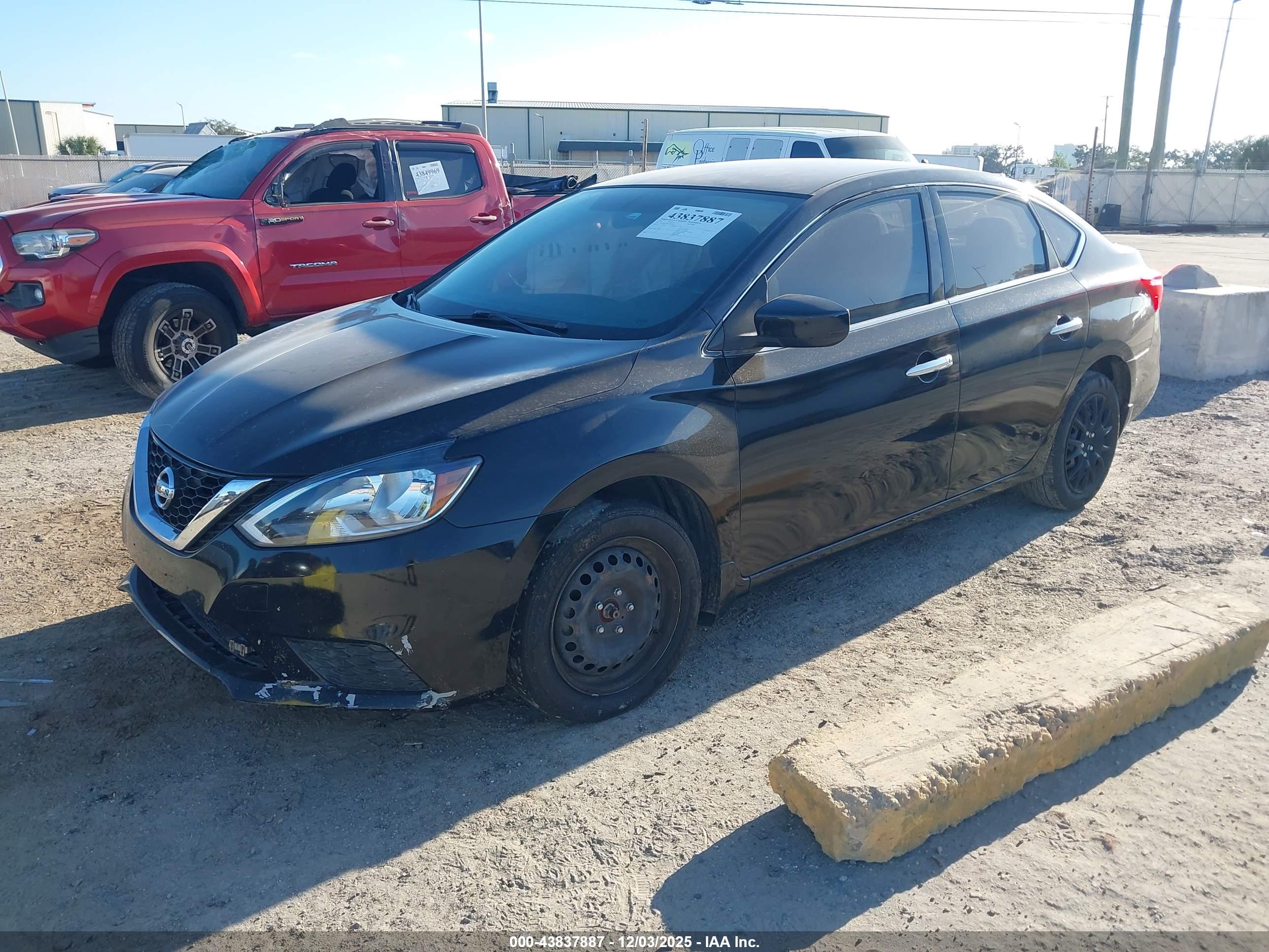NISSAN SENTRA image 2