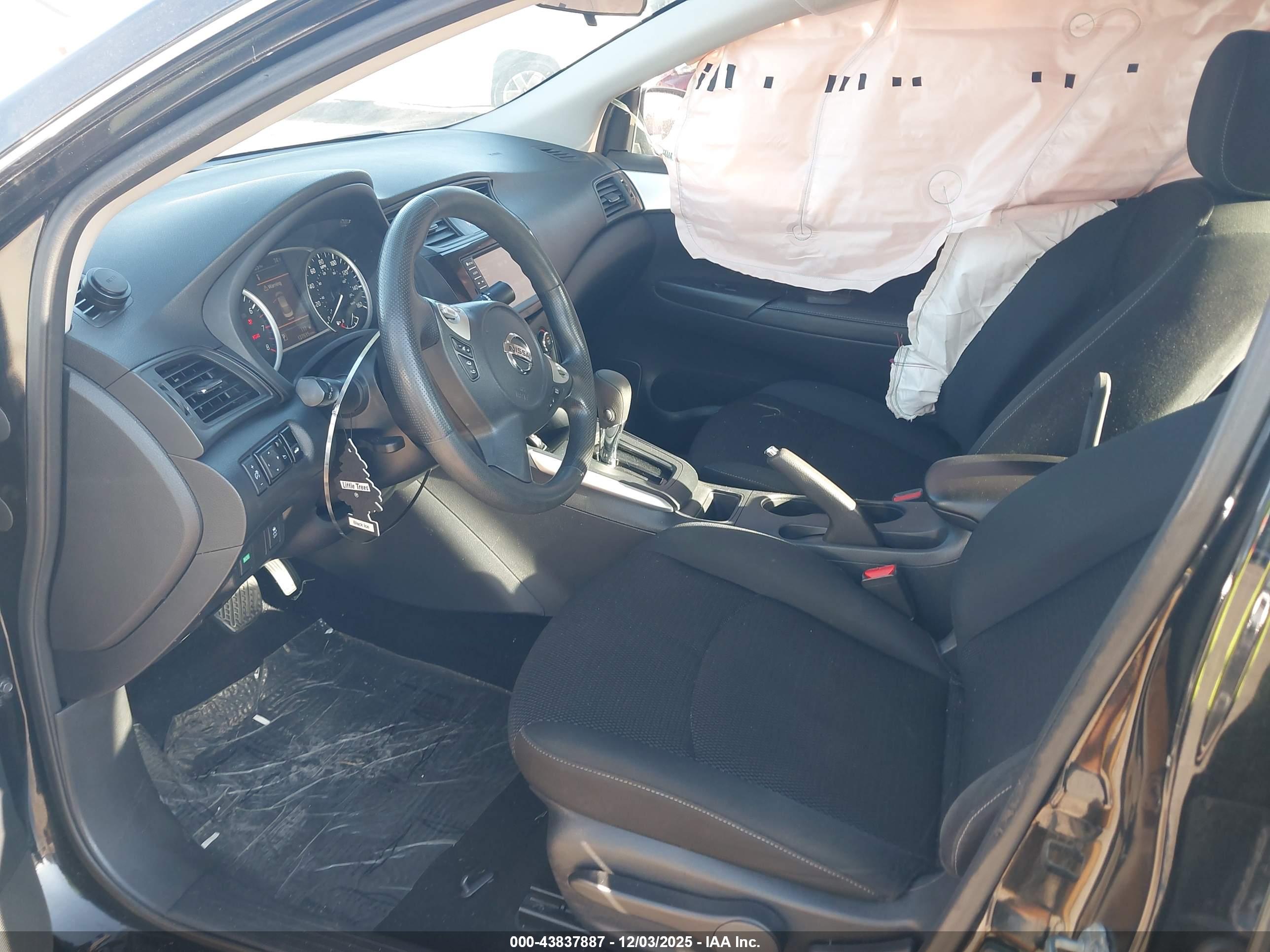 NISSAN SENTRA image 5