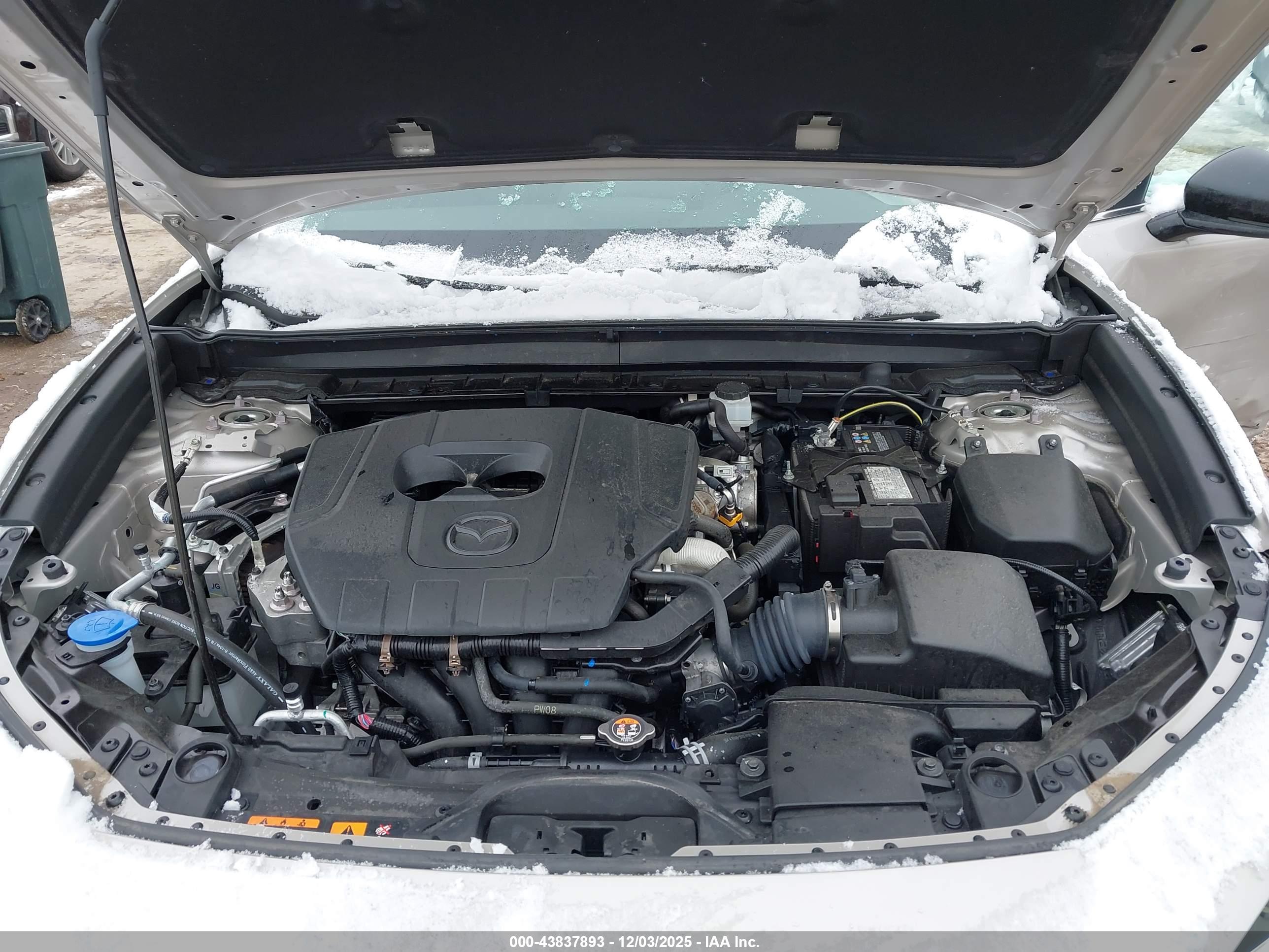 MAZDA CX-30 image 10