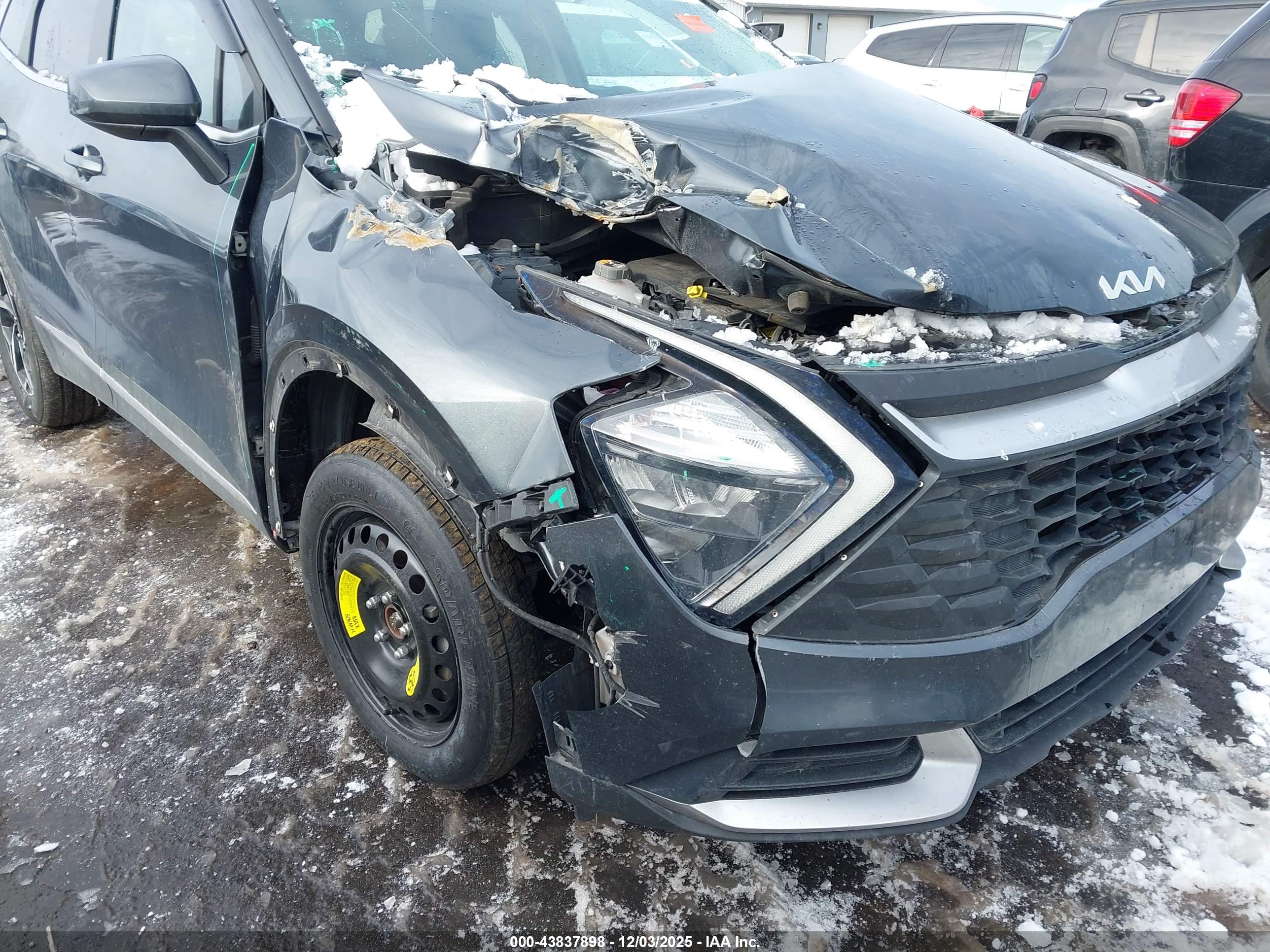 KIA SPORTAGE image 6