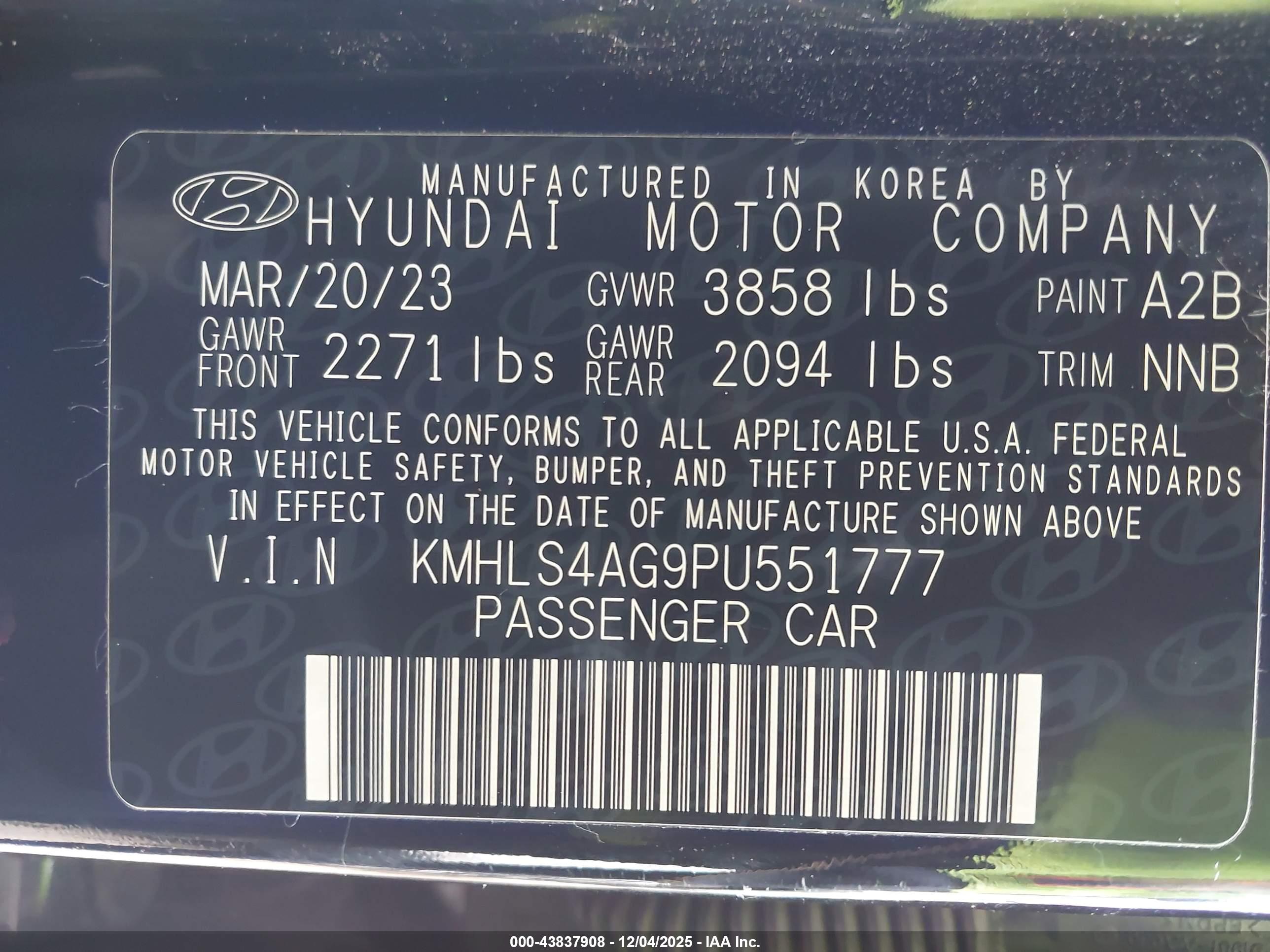 HYUNDAI ELANTRA image 9
