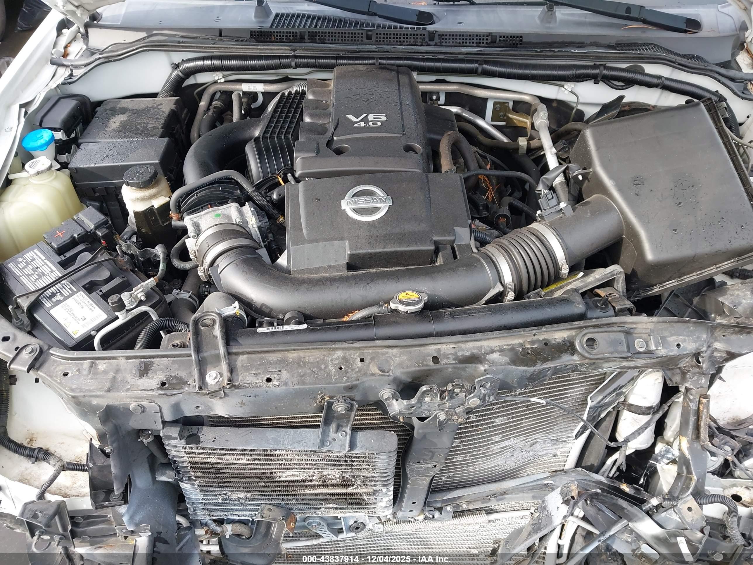 NISSAN FRONTIER image 10