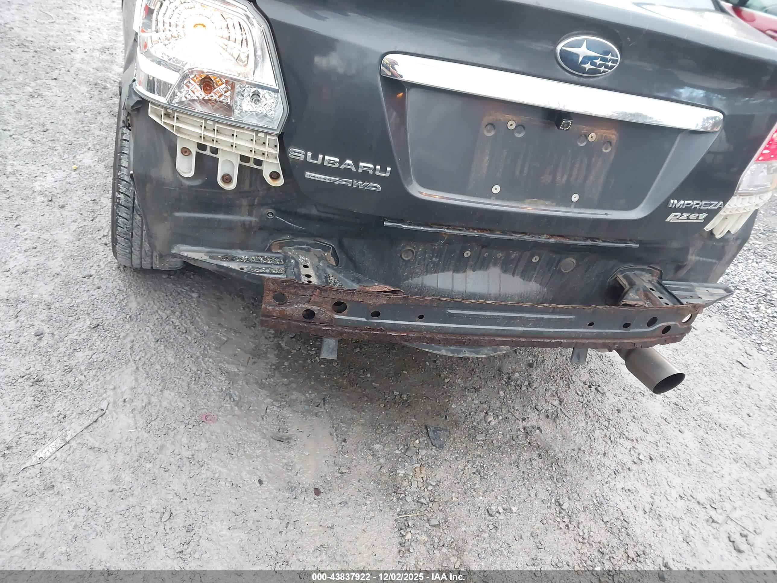 SUBARU IMPREZA image 6