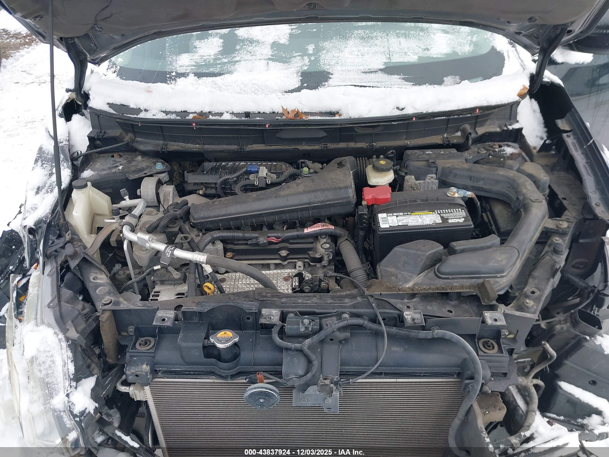 NISSAN ROGUE image 10