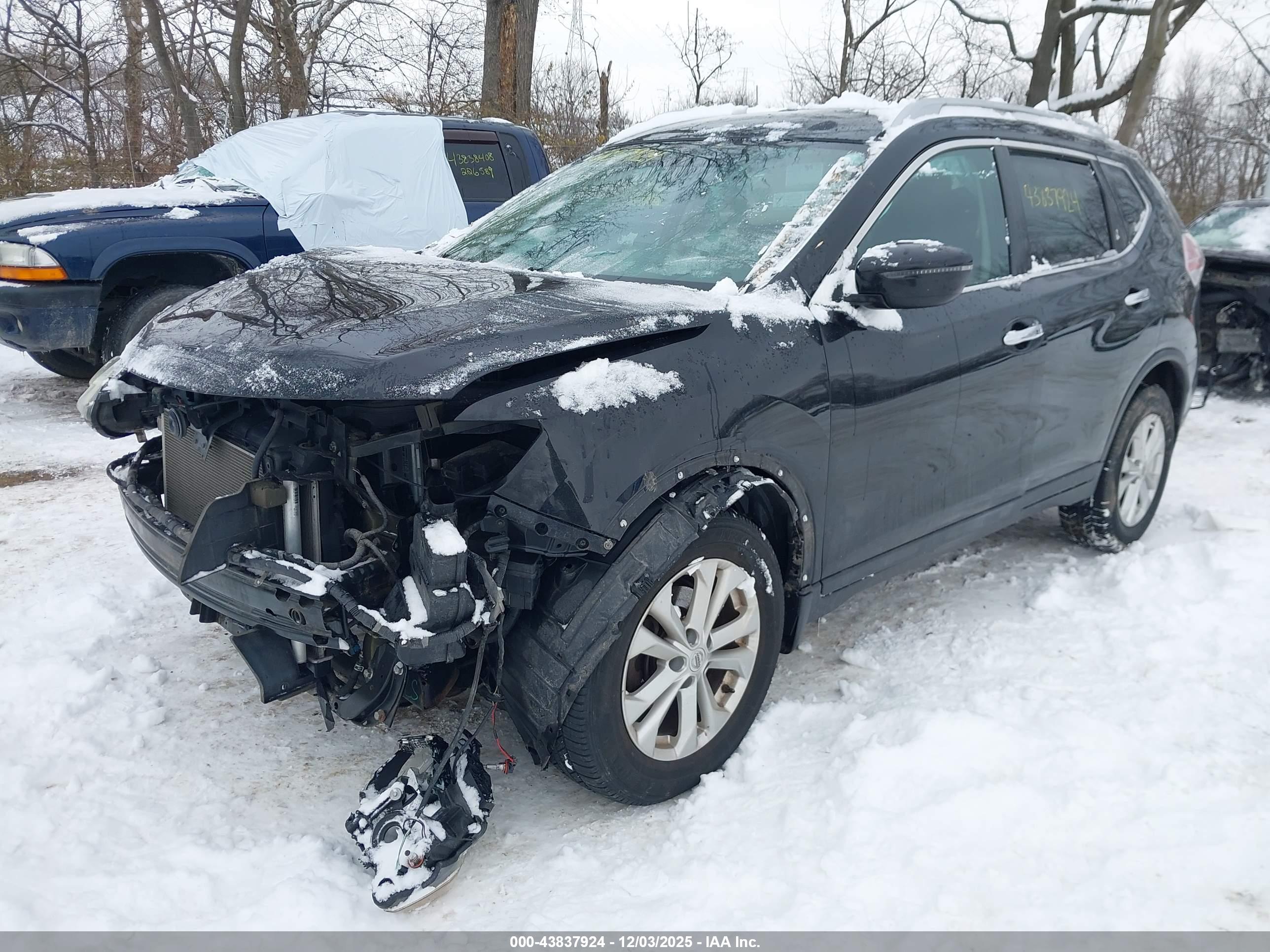 NISSAN ROGUE image 6