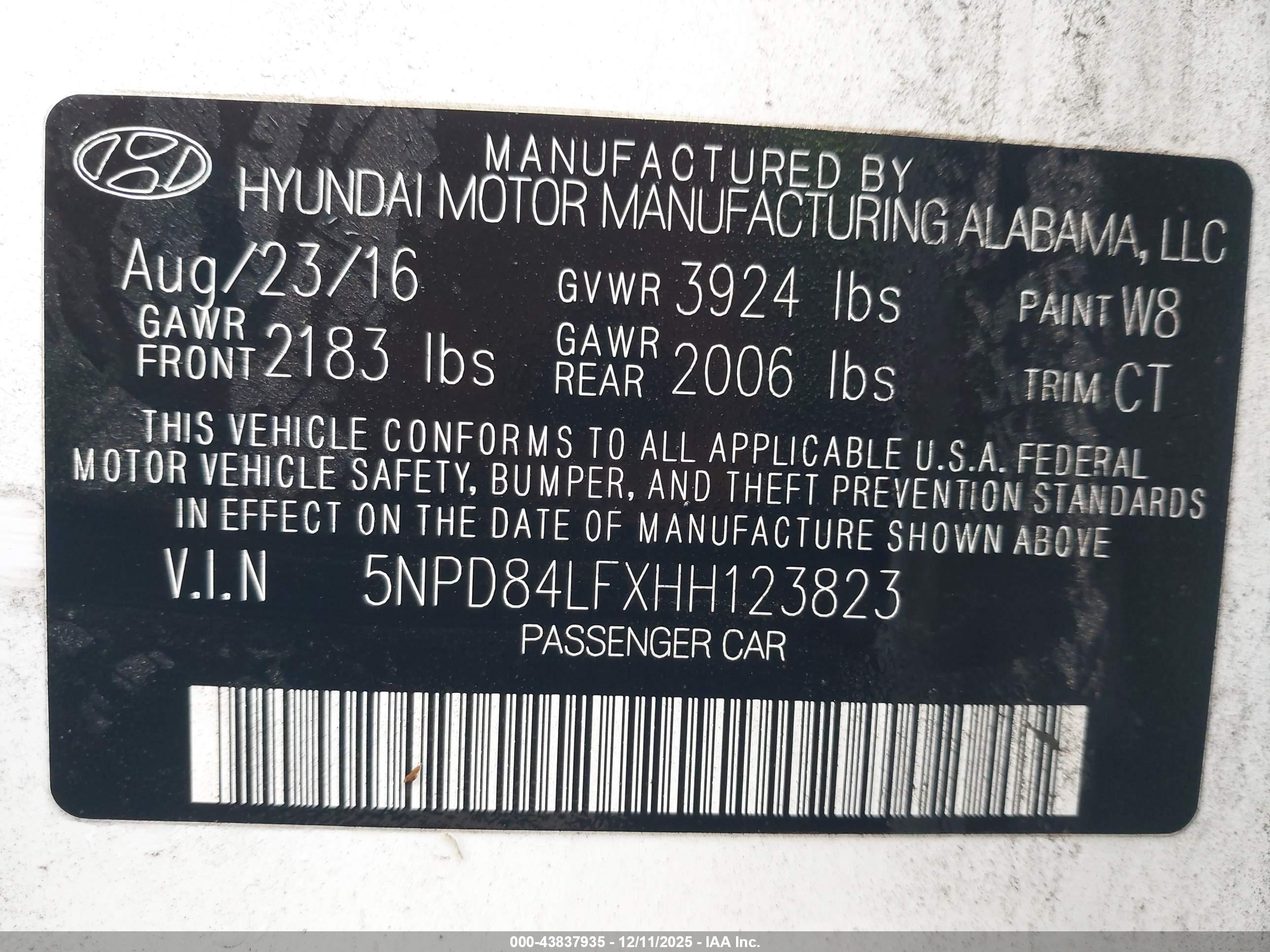 HYUNDAI ELANTRA image 9
