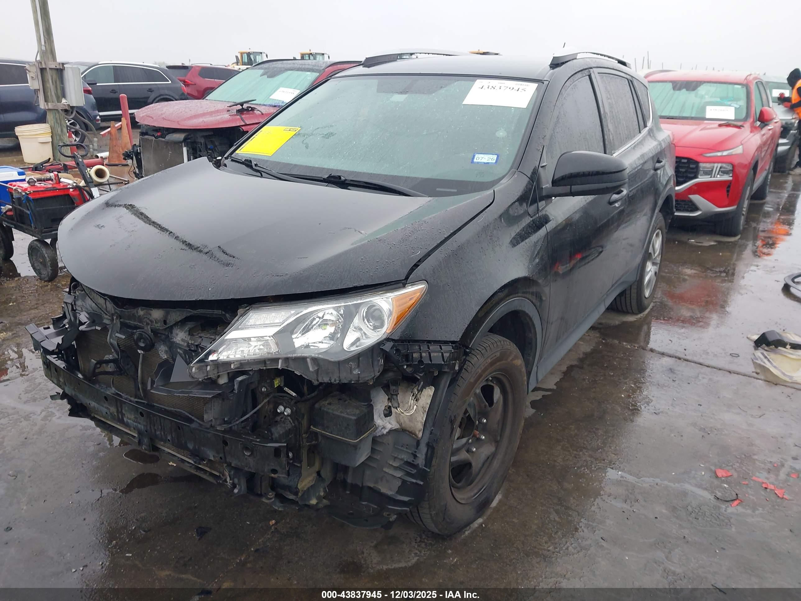 TOYOTA RAV4 image 2