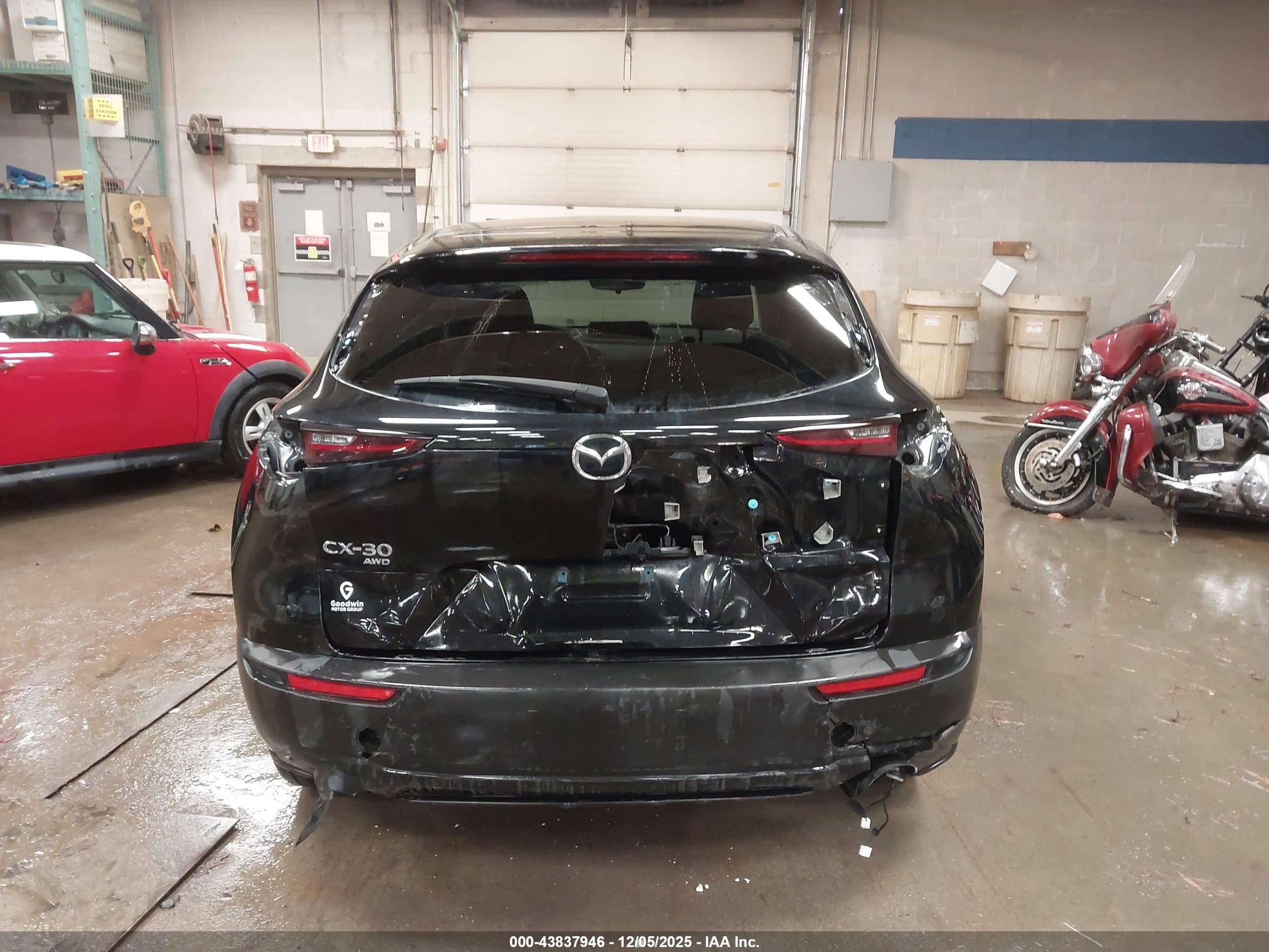 MAZDA CX-30 image 6