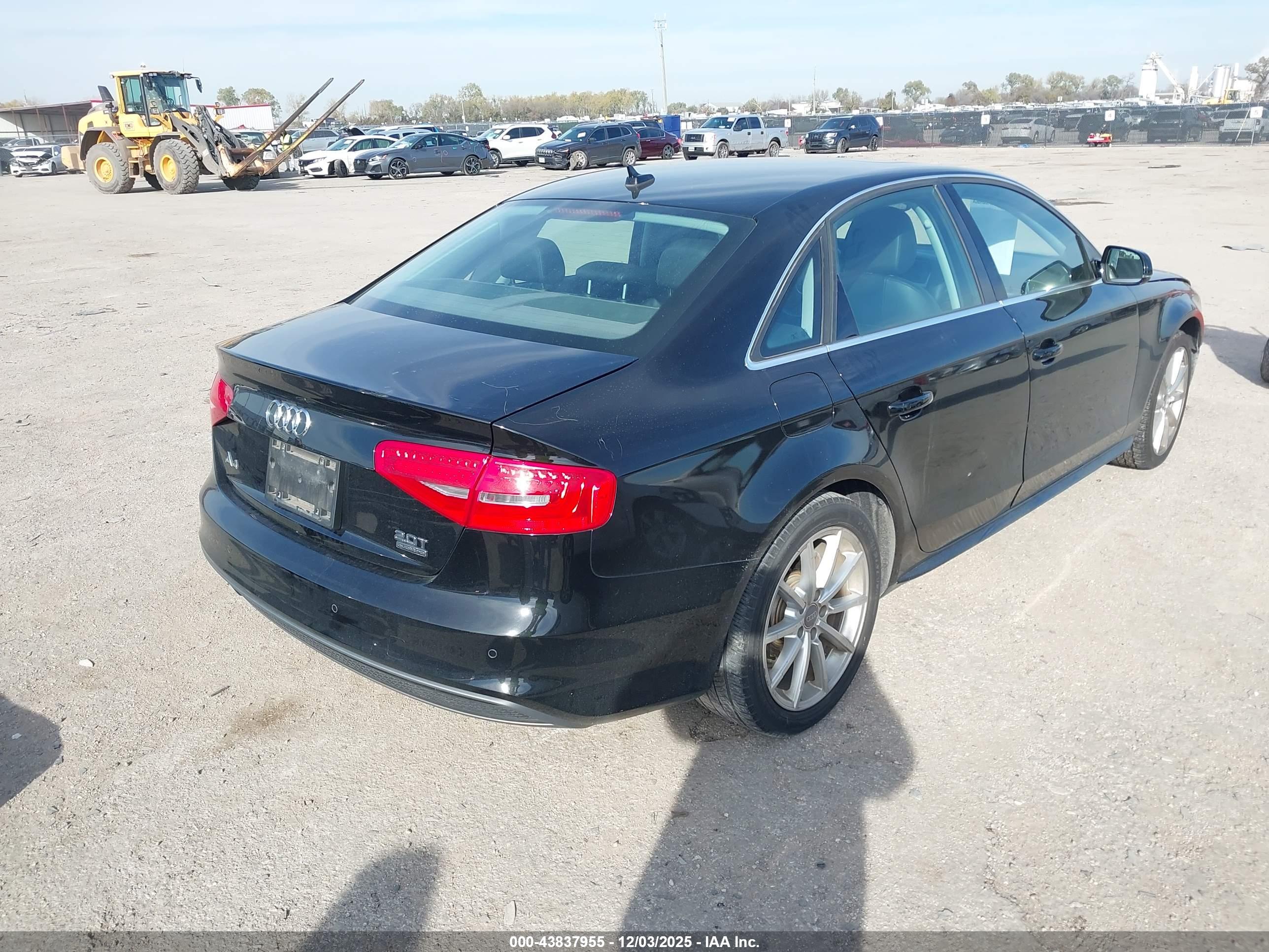 AUDI A4 image 4