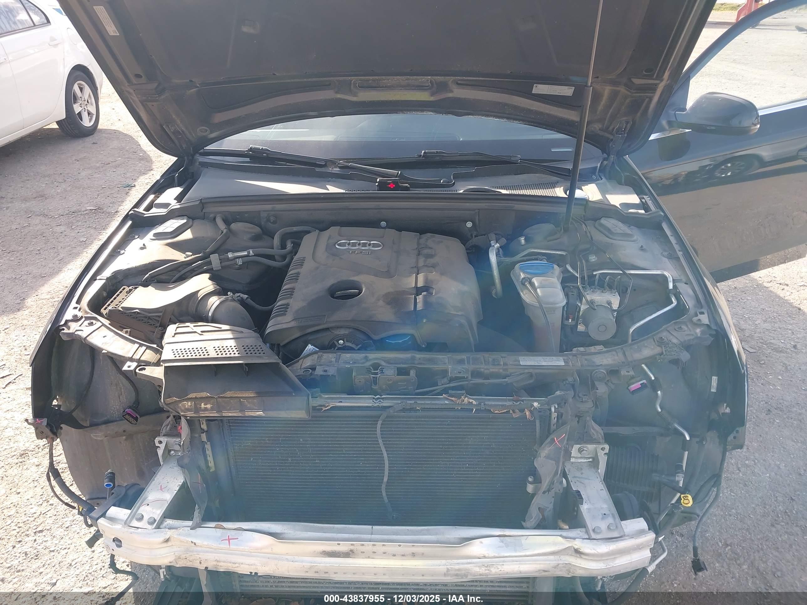 AUDI A4 image 6