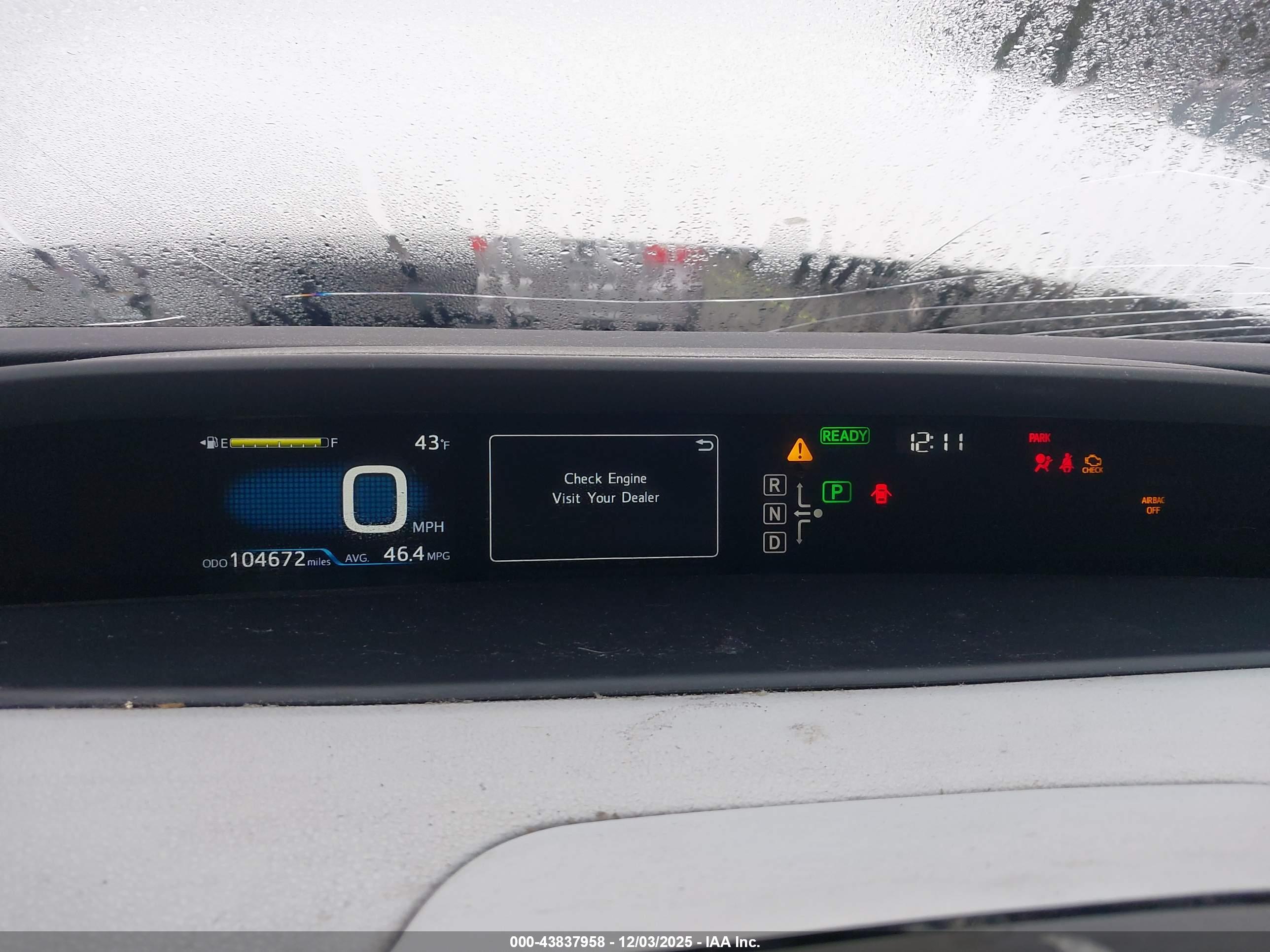 TOYOTA PRIUS image 7