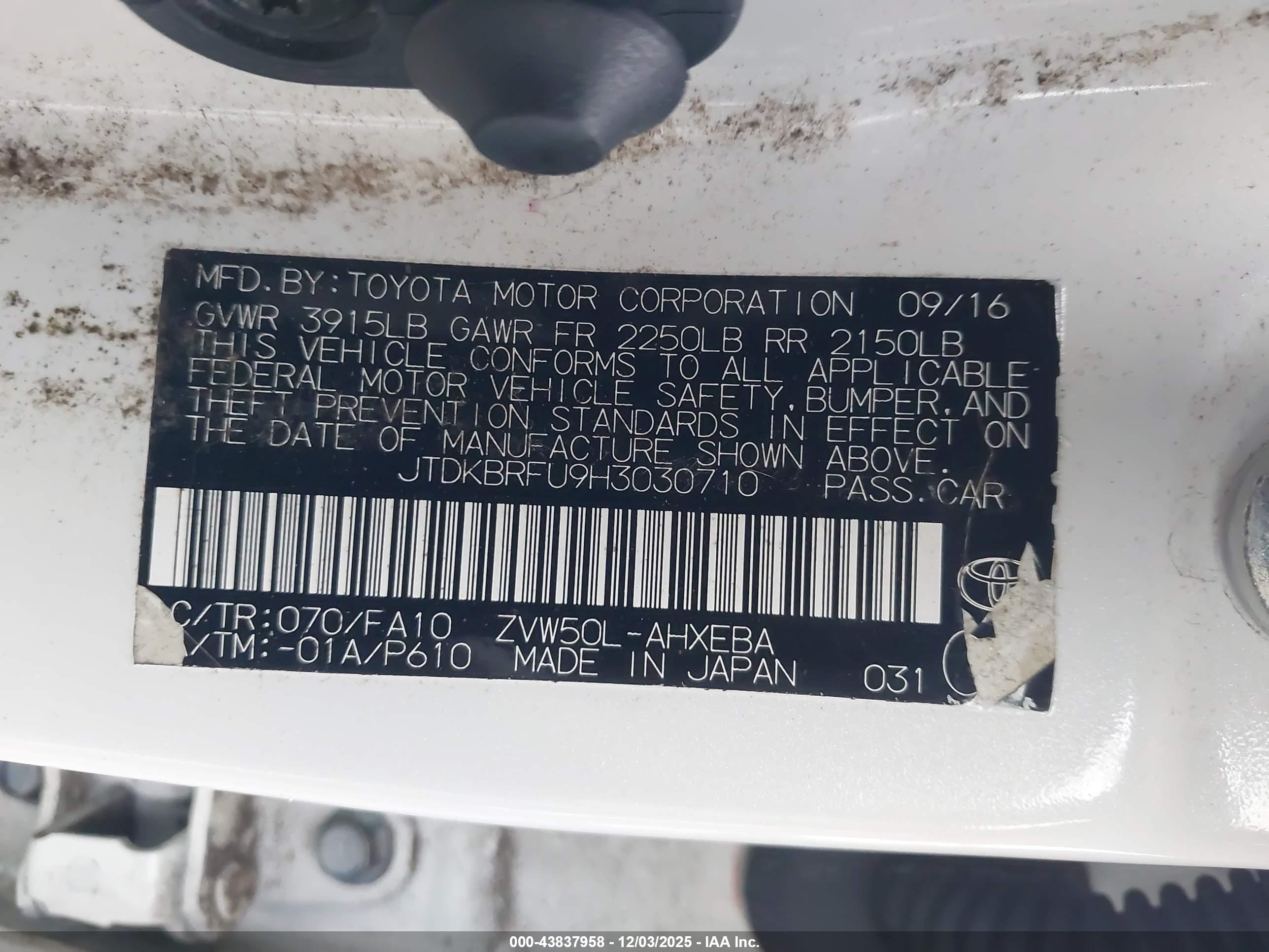 TOYOTA PRIUS image 9