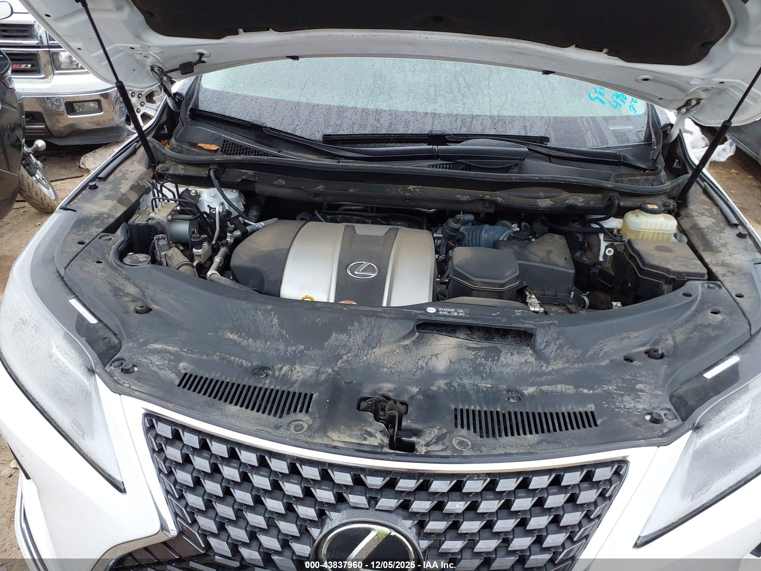 LEXUS RX image 10